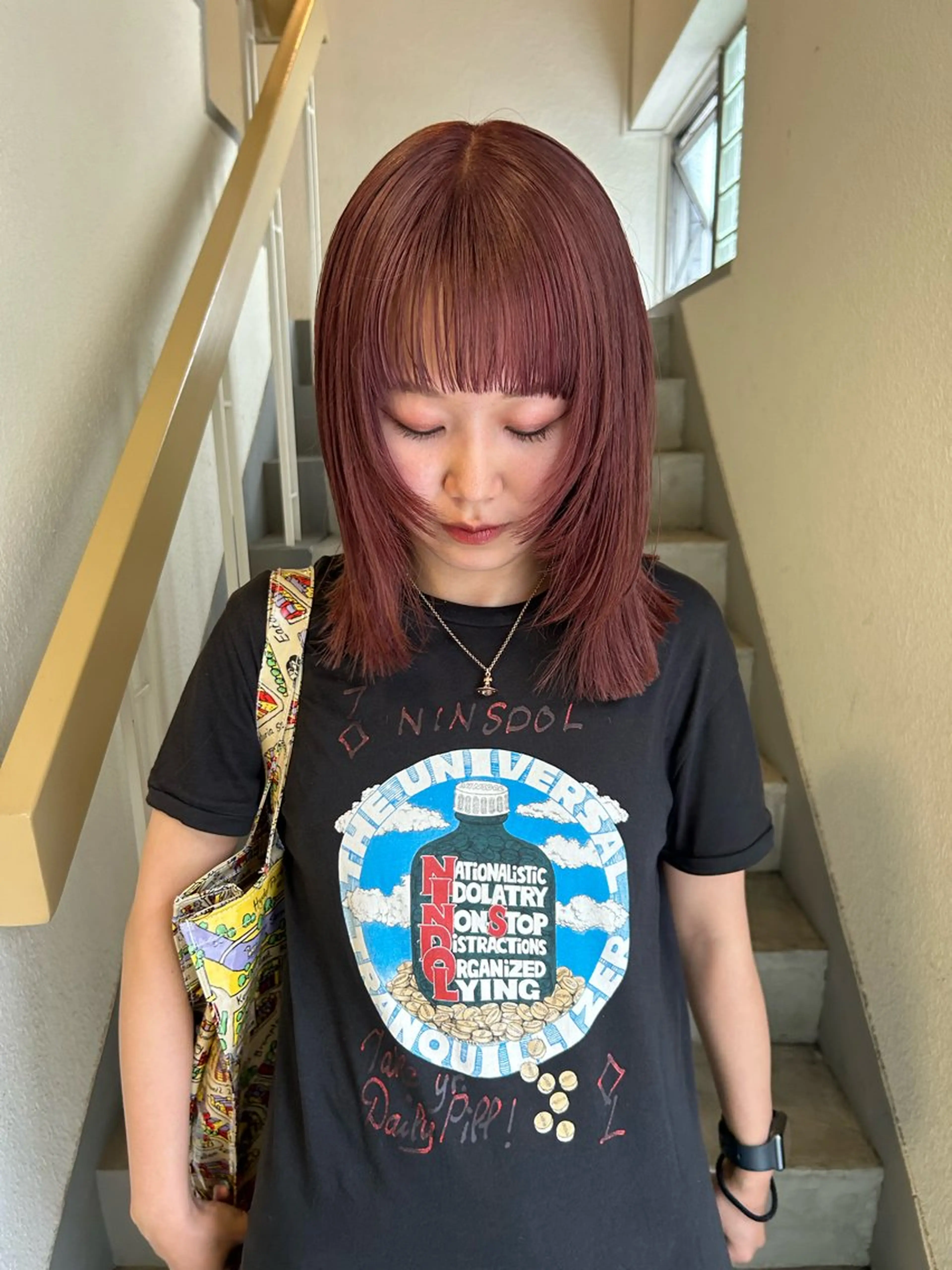 セミロング 薄暮 マツイ　レンのヘアスタイル