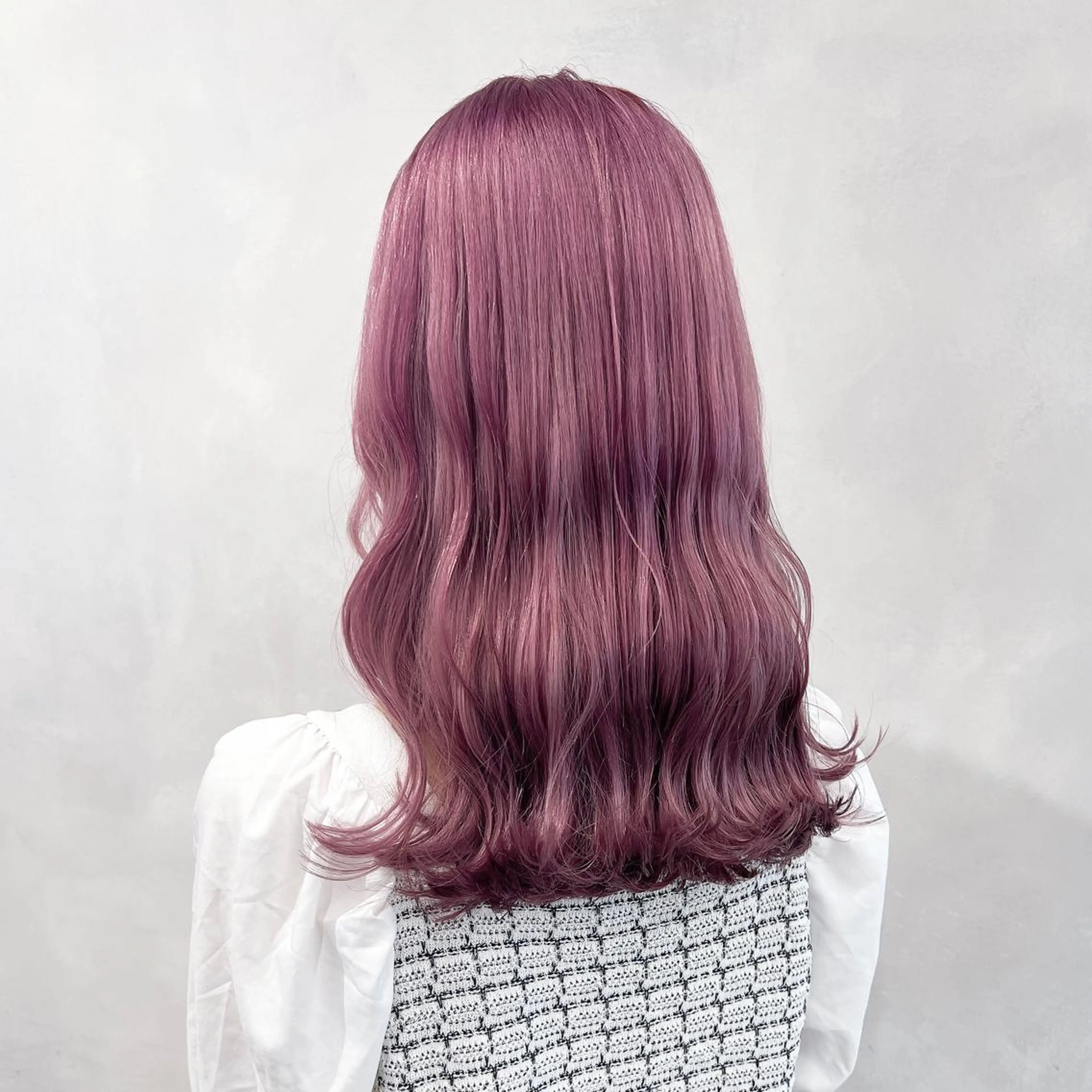 セミロング カラー ヘアカラー 🩵ブリーチカラー 🐈MIORI🩵のヘアスタイル