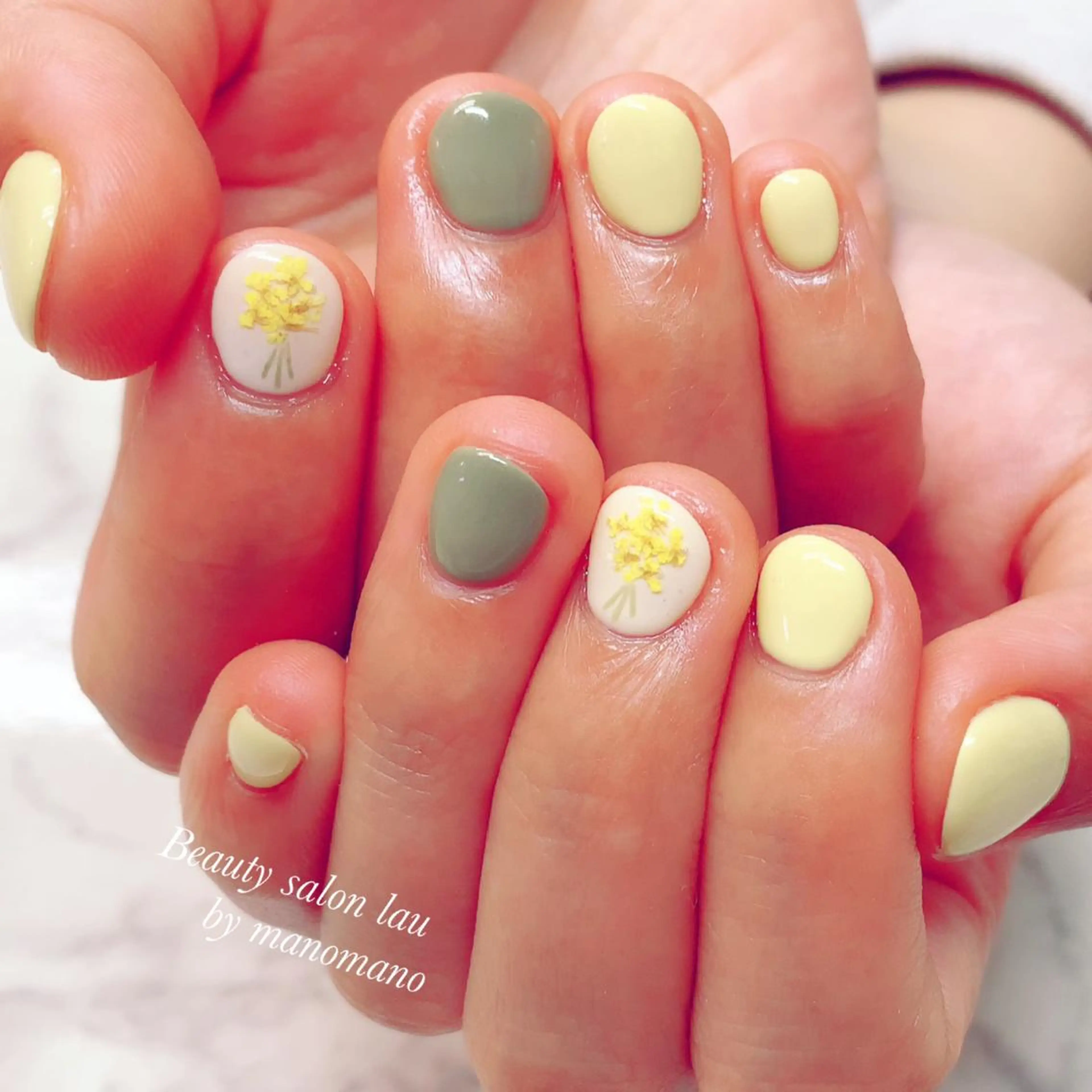 ネイル ハンドネイル ラウバイマノマノ なかざとのネイルデザイン