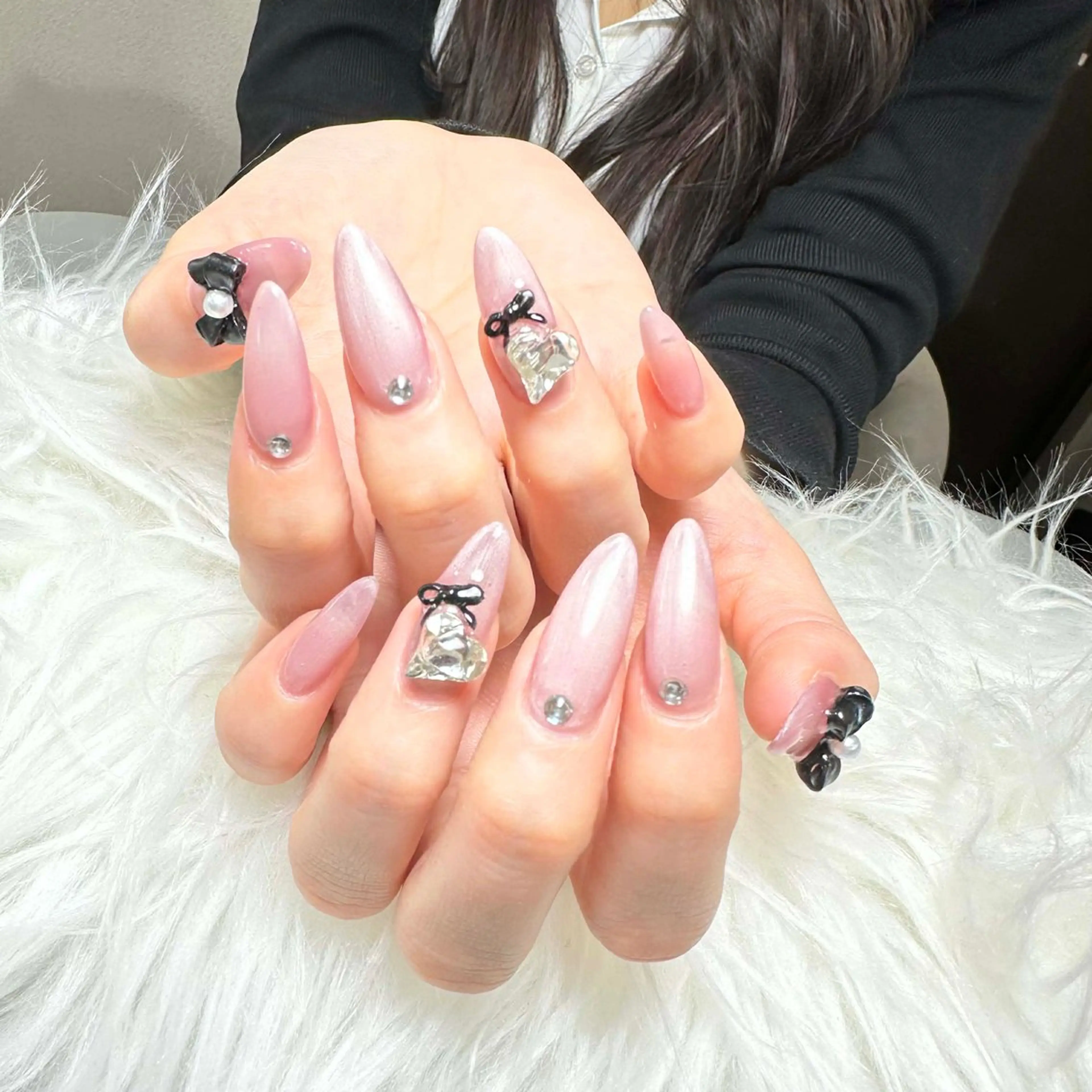 ネイル ハンドネイル T.Lee Nail Lilyのネイルデザイン