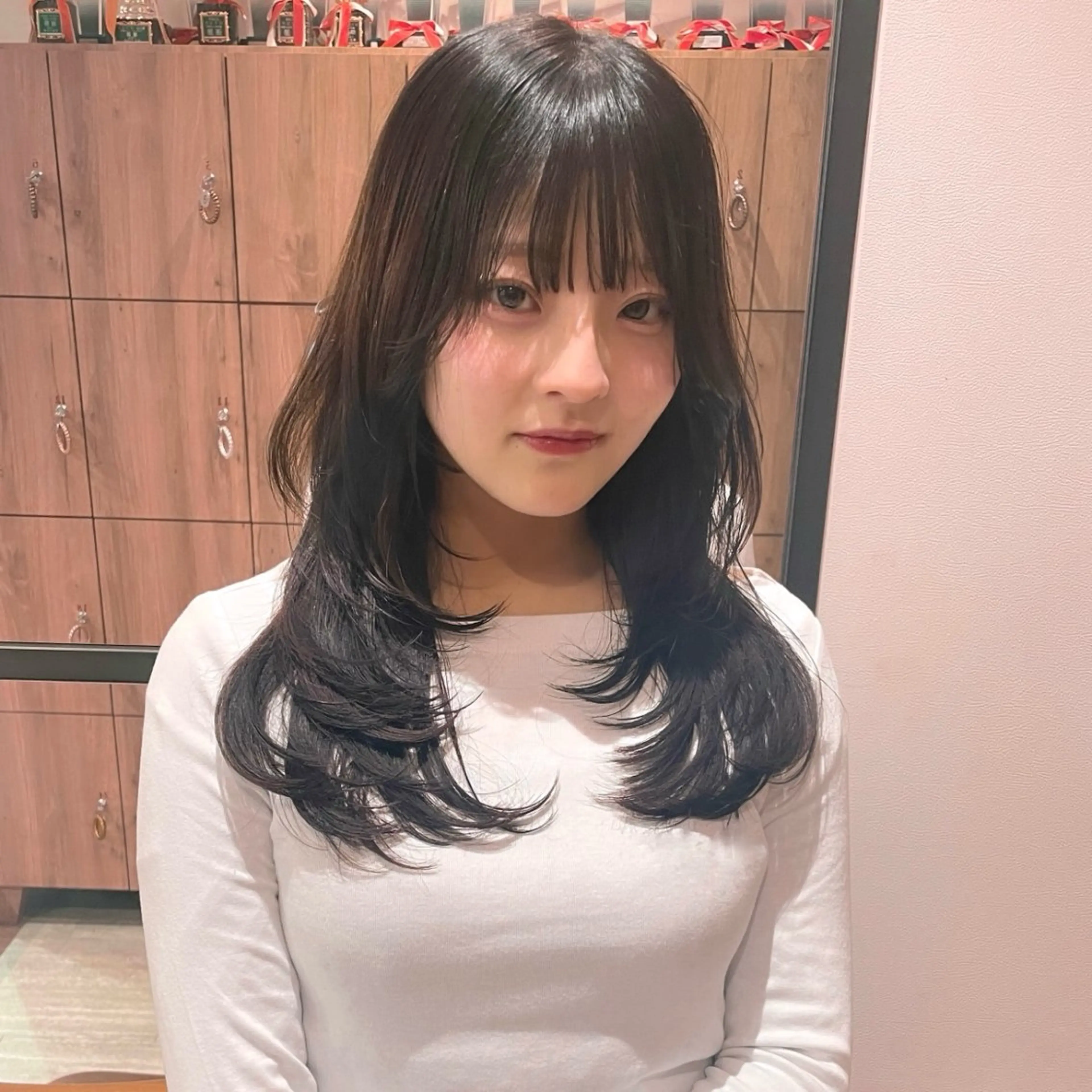 セミロング カラー カット ヘアカラー トリートメント 大人可愛い/レイヤー /ブリーチ/溝口誠二のヘアスタイル