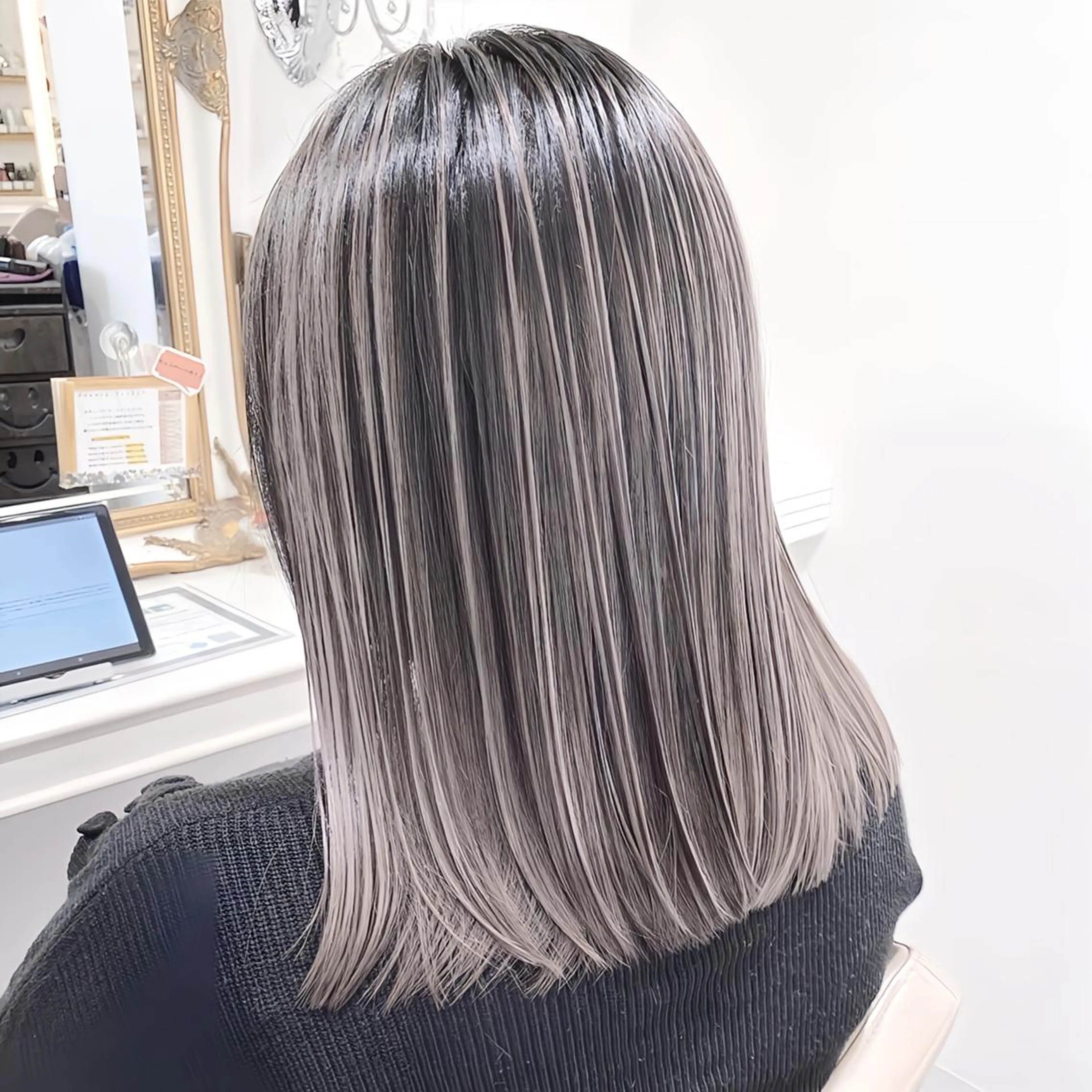 セミロング カラー バレイヤージュ 髪質改善 レイヤーカット カット ヘアカラー トリートメント 山崎俊輔/髪質改善 /バレイヤージュのヘアスタイル