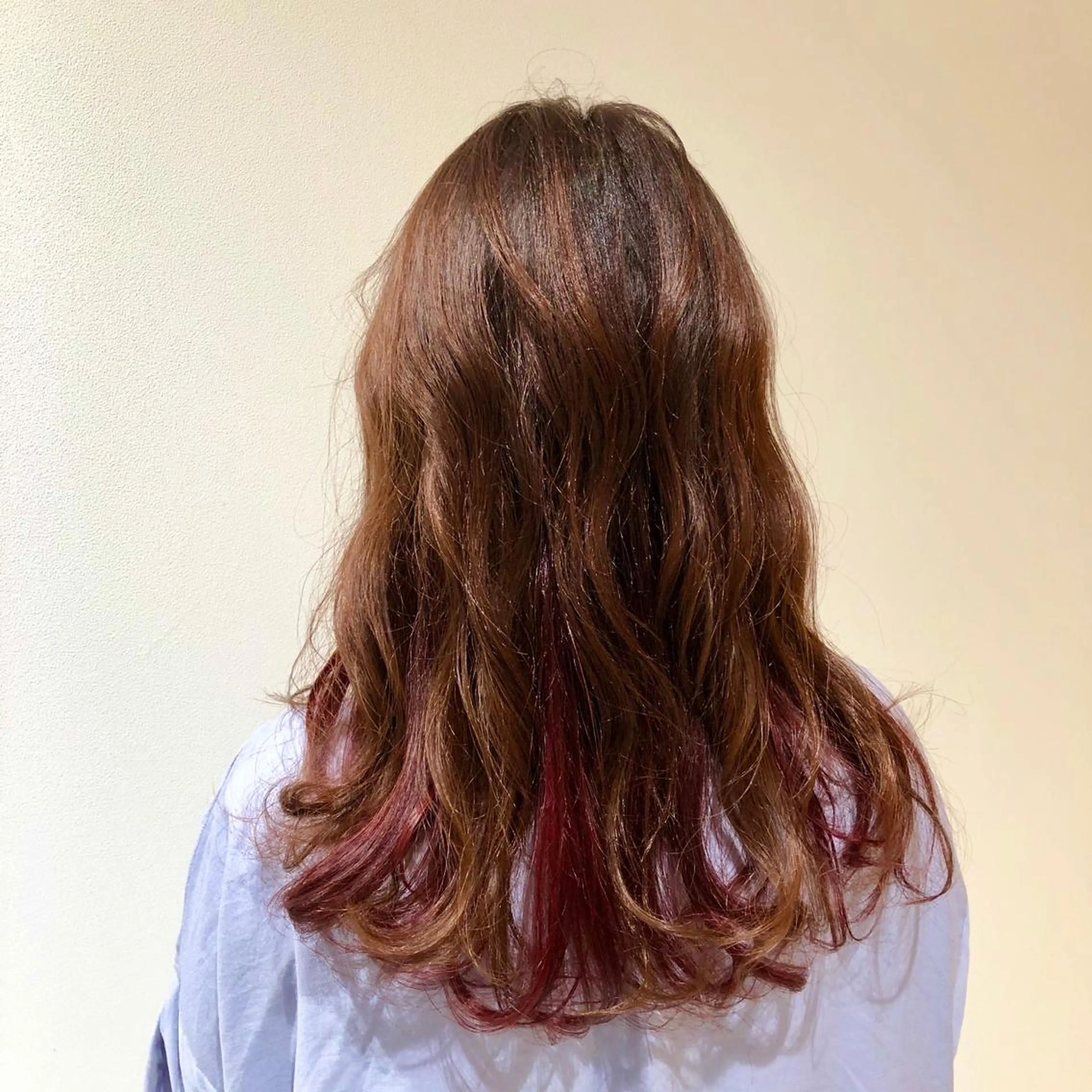 ロング カラー ブリーチ ブリーチなしカラー レッドカラー ヘアカラー トリートメント ✨髪質改善🎨 杉本賢人のヘアスタイル