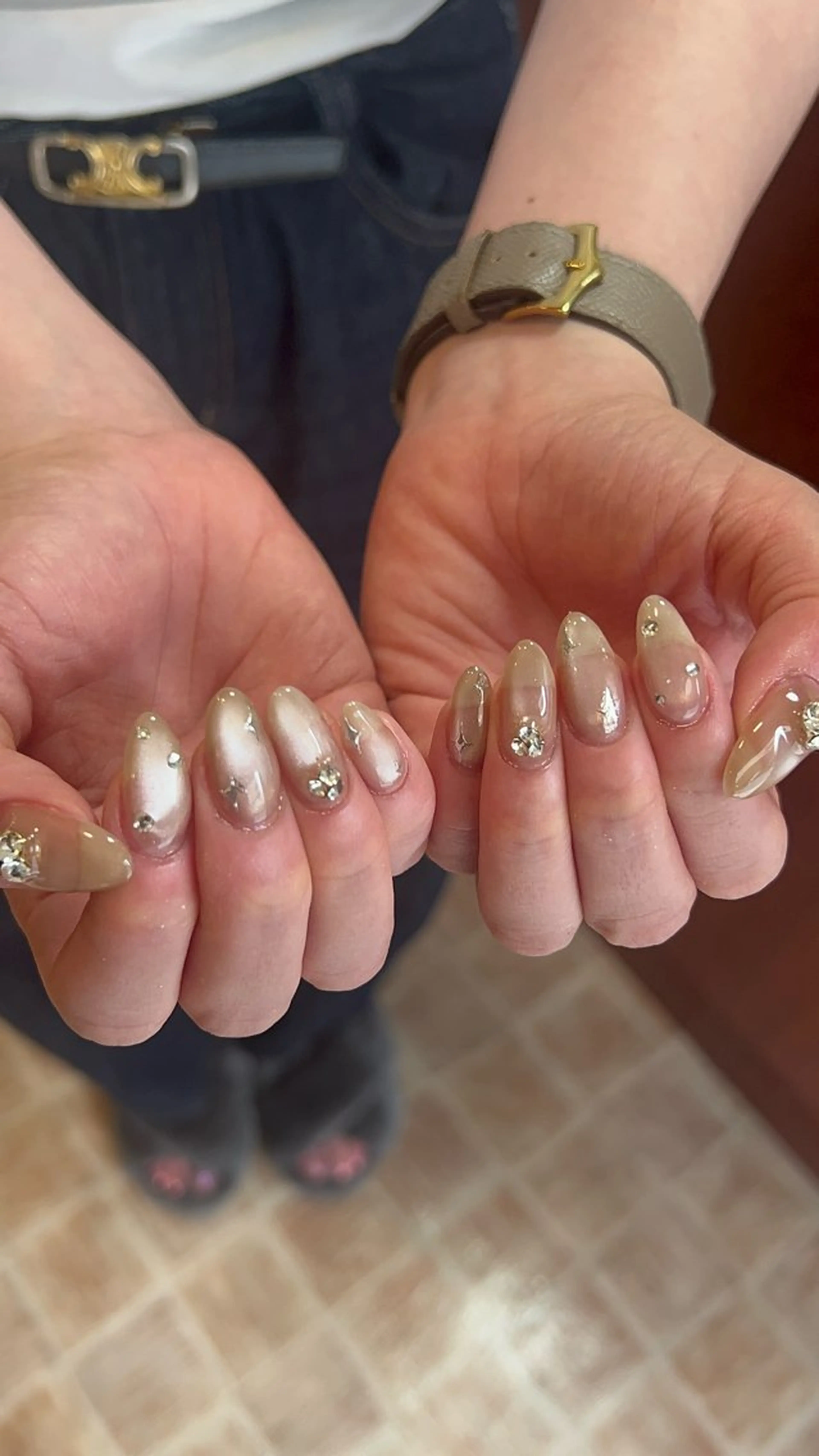 ネイル 韓国ネイル マグネットネイル マグネットワンカラー ワンカラーネイル ストーンネイル 小野寺 千尋のネイルデザイン