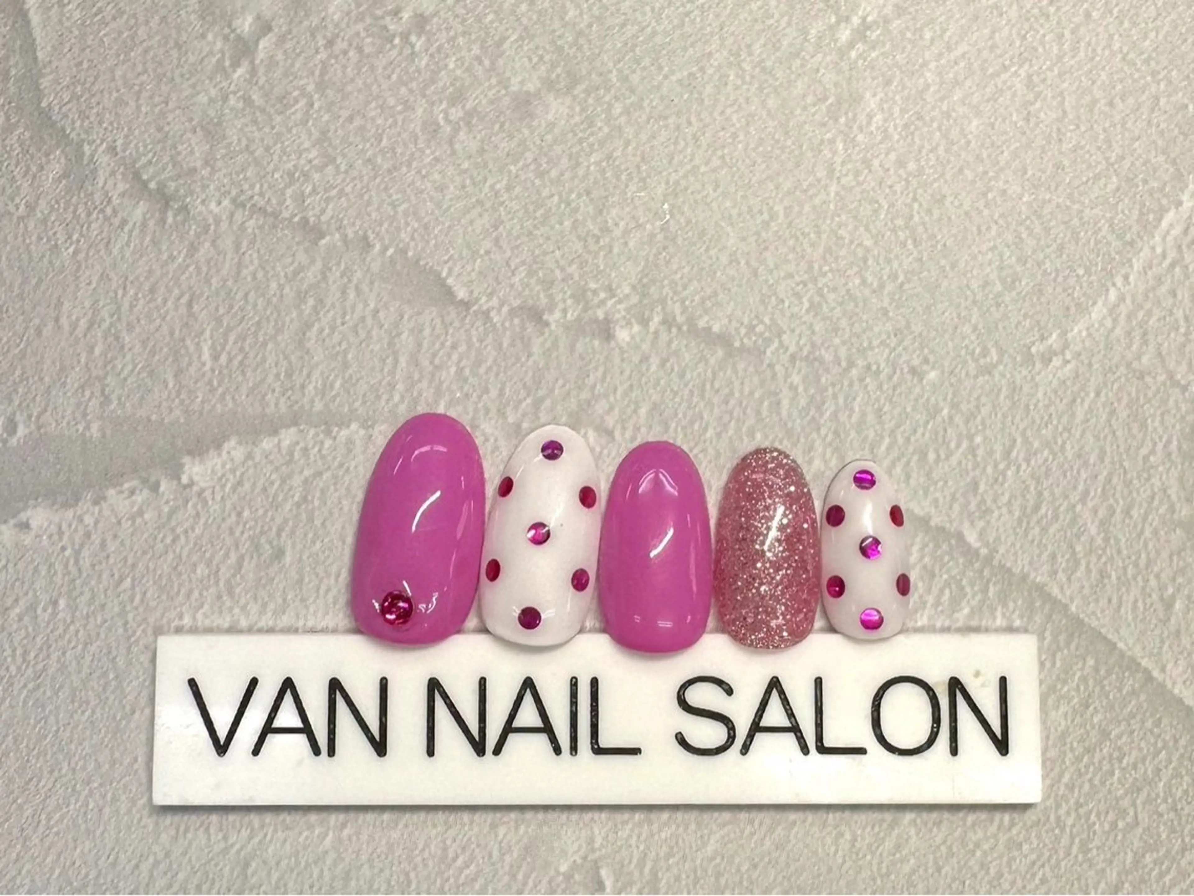 ネイル Van Nail Salonのネイルデザイン