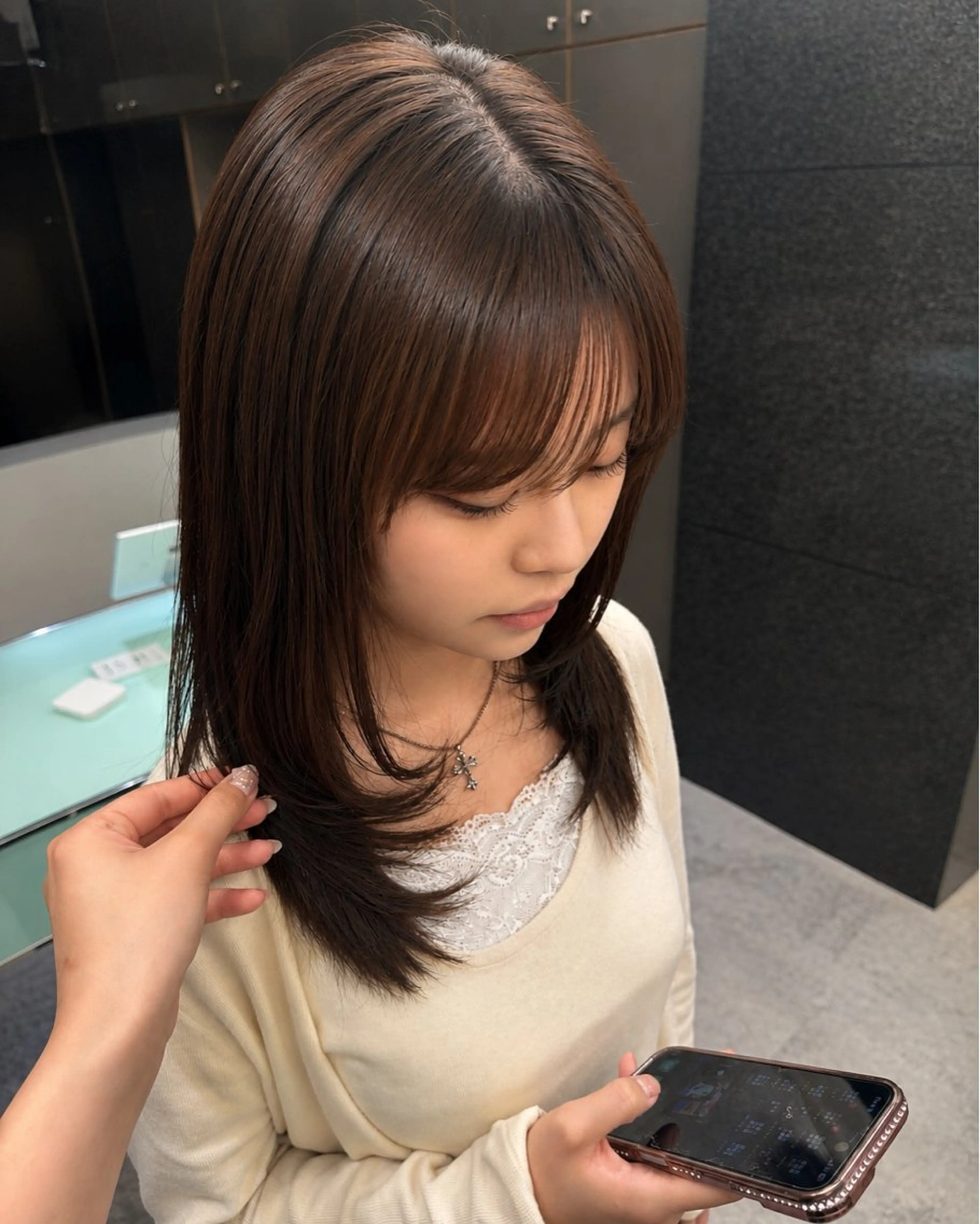 セミロング レイヤーカット CITY./ 鈴木ことはのヘアスタイル