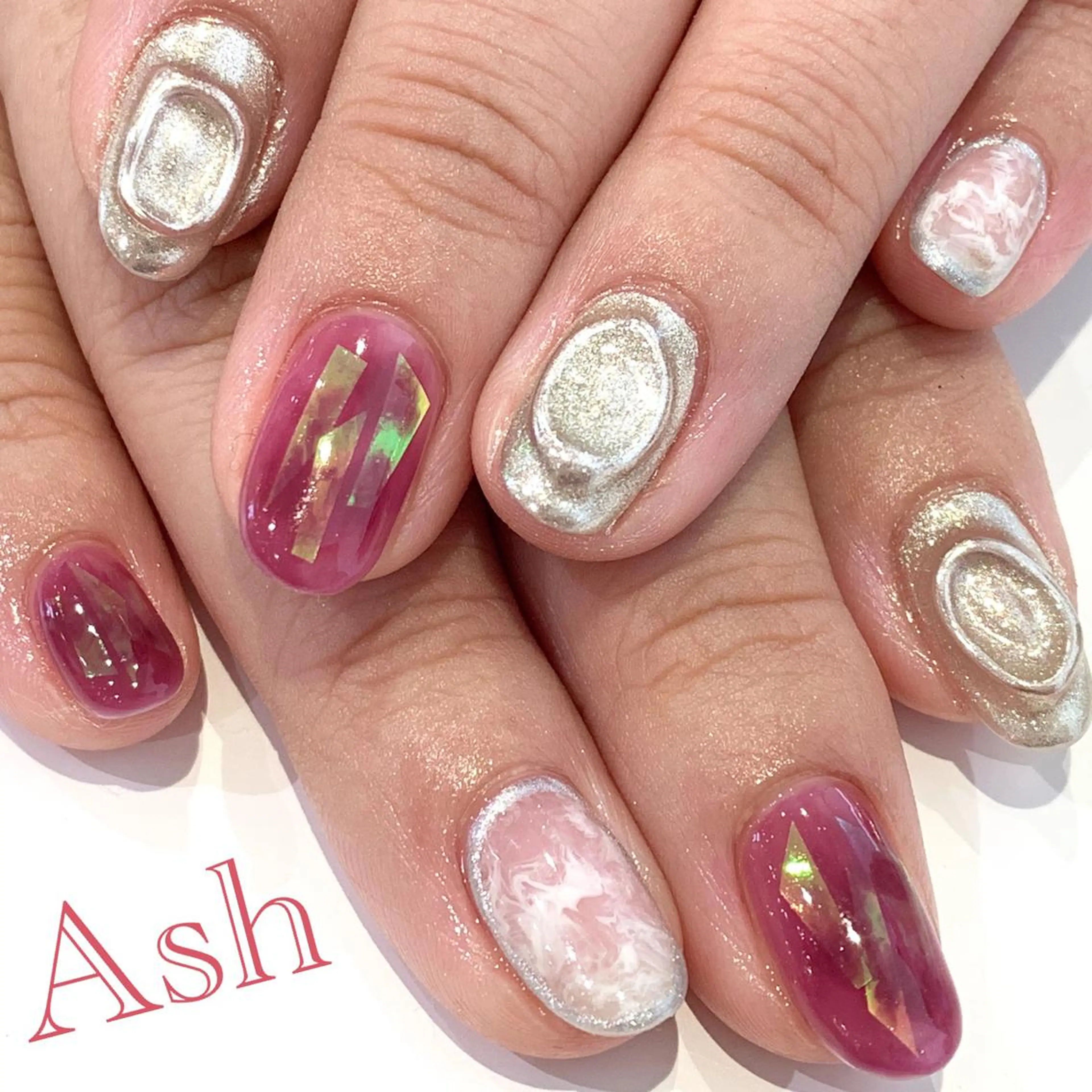 ネイル 🩵NORIKO 上品ネイルが得意🩵のネイルデザイン