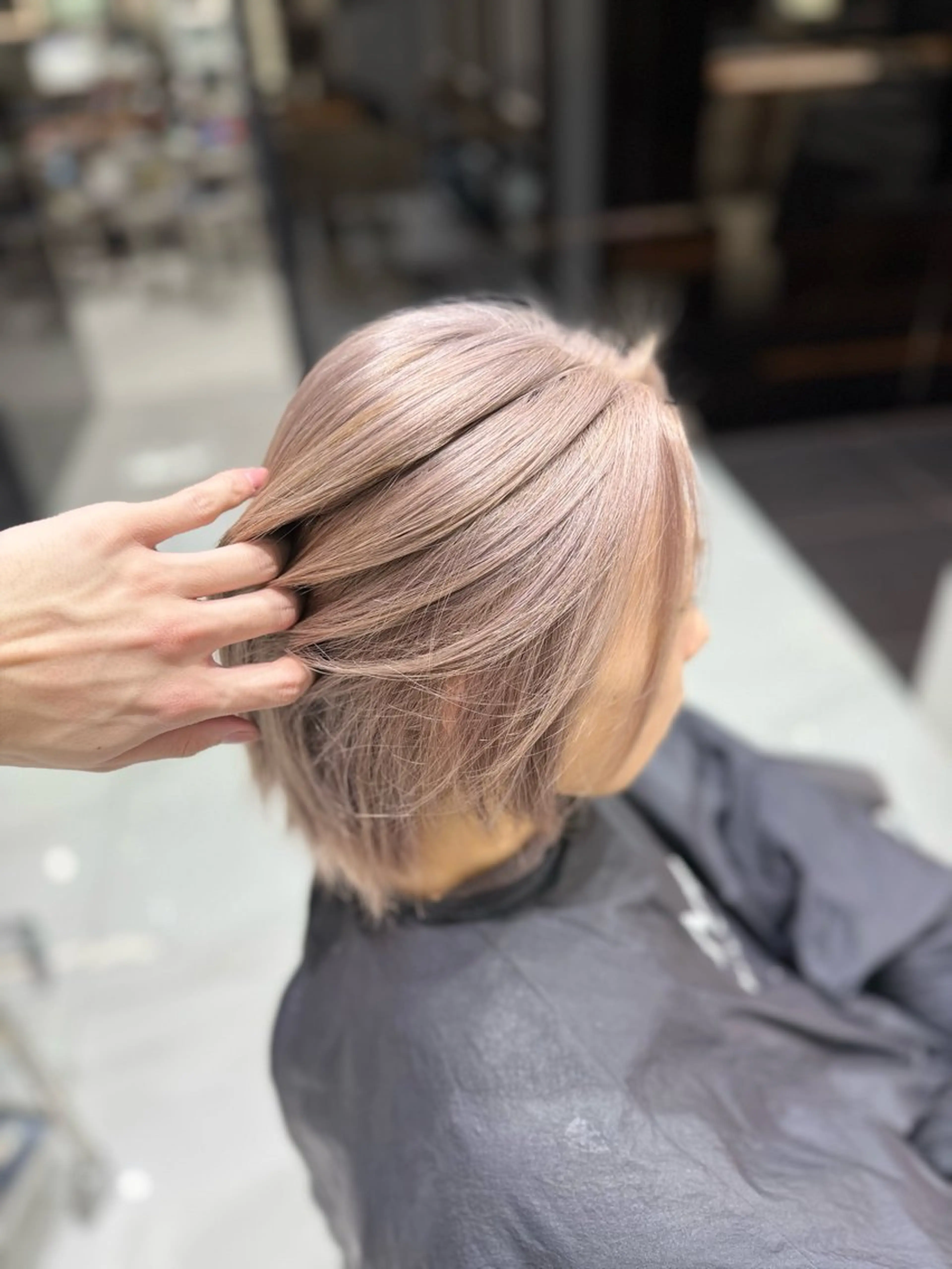 カラー メンズ ベージュカラー ホワイトベージュ ヘアカラー 渋谷ブリーチカラー/ デザインカラー/優希のヘアスタイル