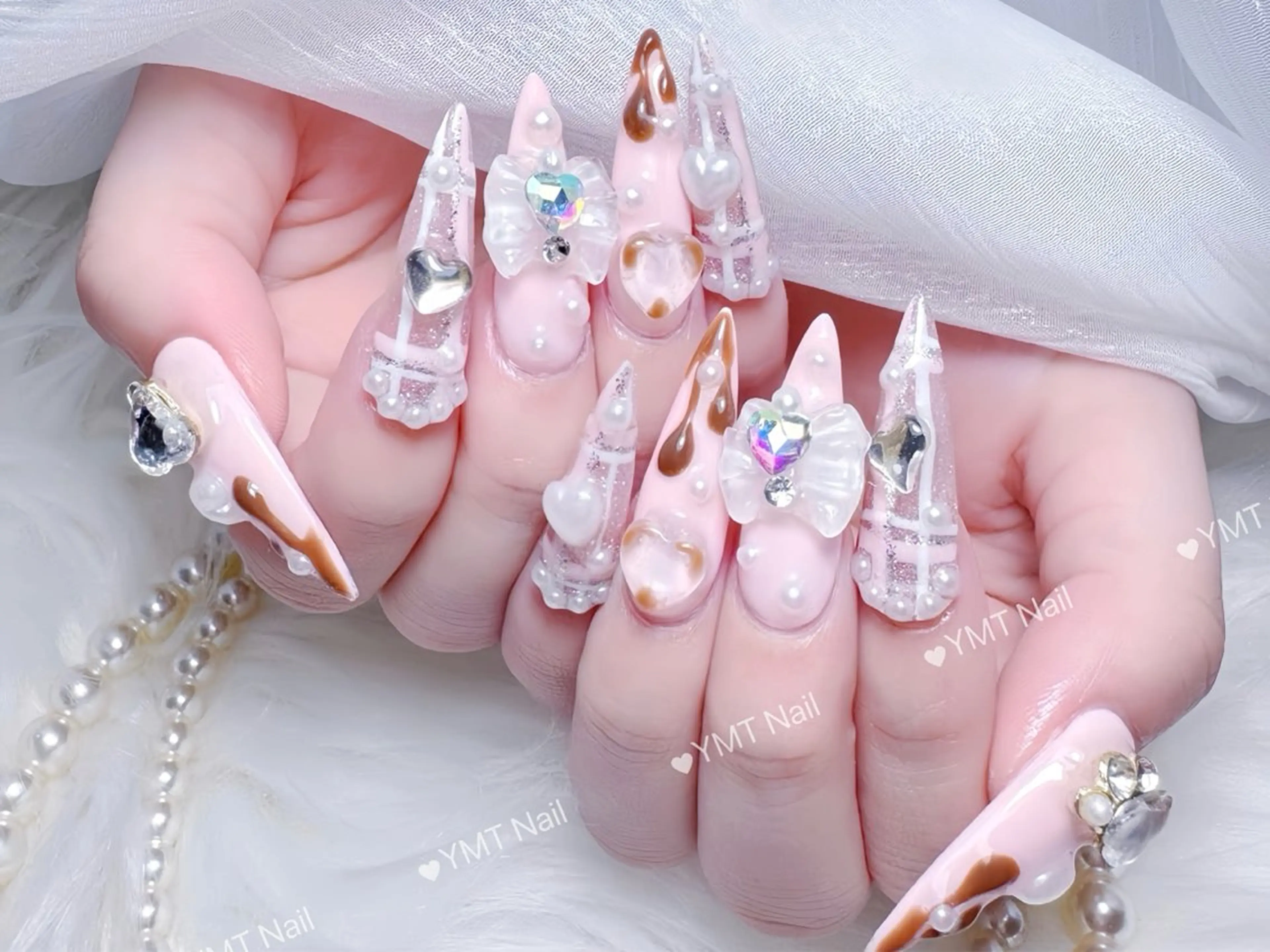 ネイル 長さ出し フットネイル ジェルネイル 韓国ネイル マグネットネイル ハンドネイル YMT NailStudioのネイルデザイン