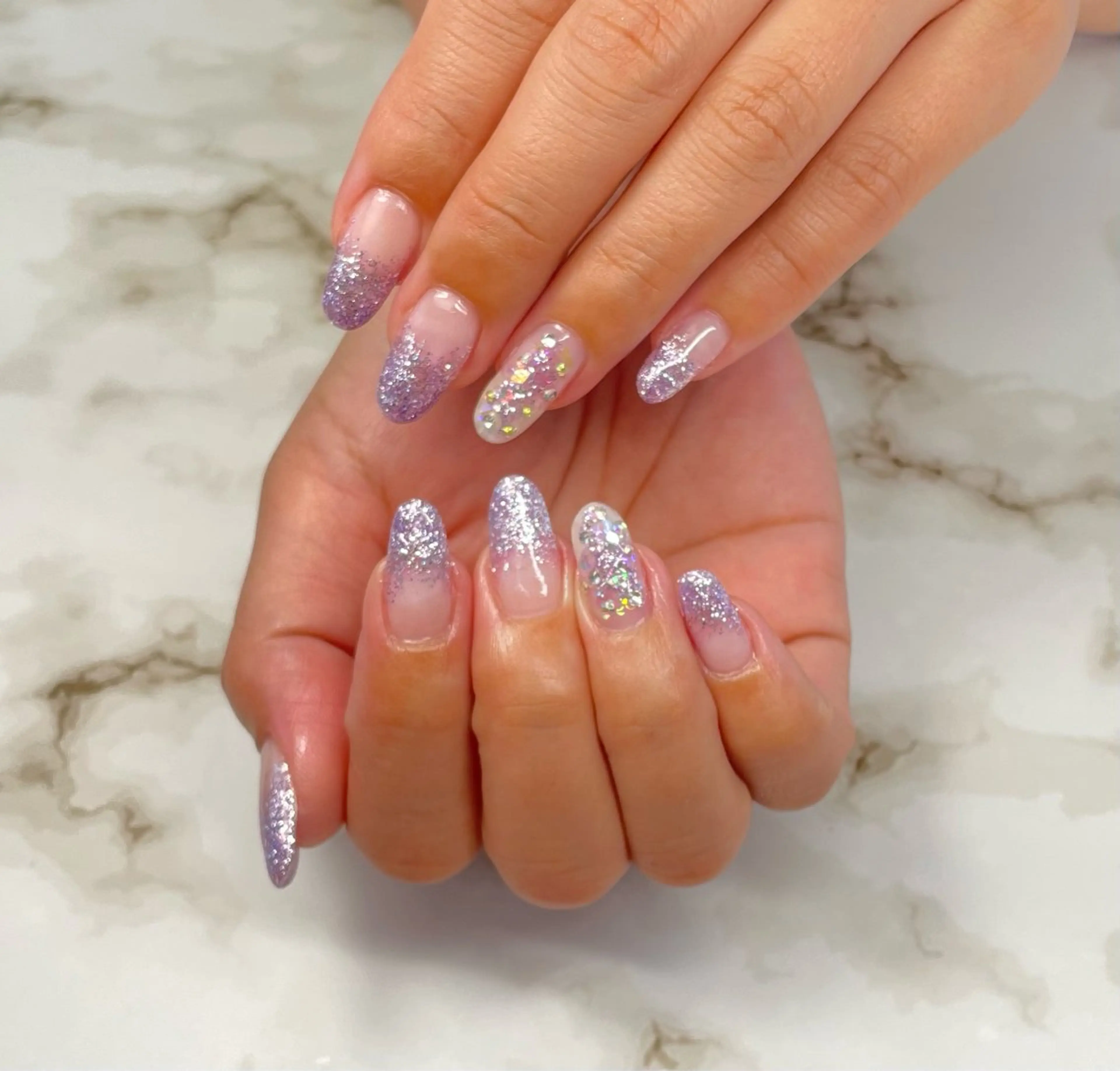 ネイル オーロラネイル フラッシュネイル キラキラネイル ラメ(グリッター) ストーンネイル Mamo nail ﾏﾓﾈｲﾙｴｲﾐｰのネイルデザイン