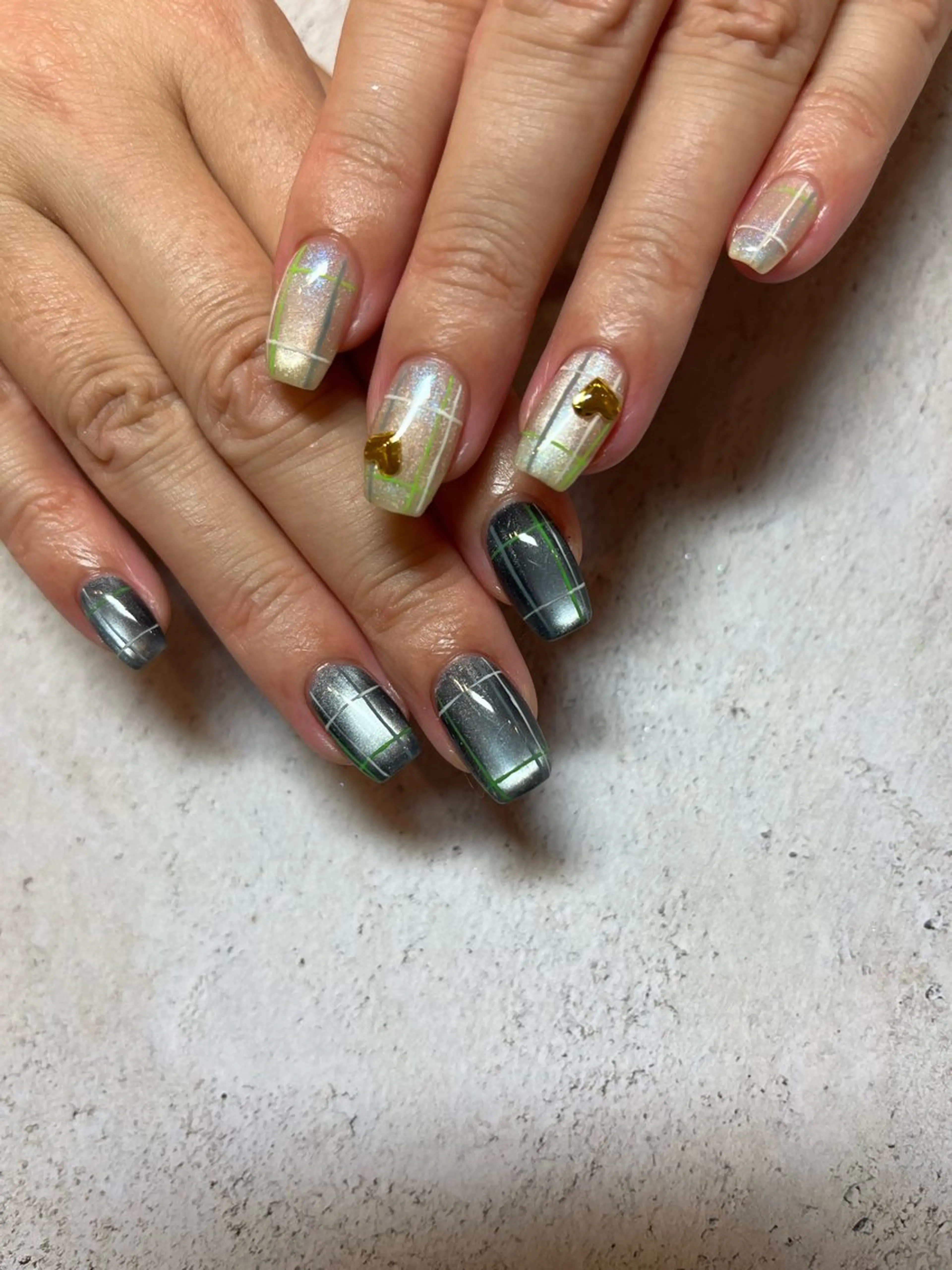 ネイル ハンドネイル 【LINON】 airiのネイルデザイン