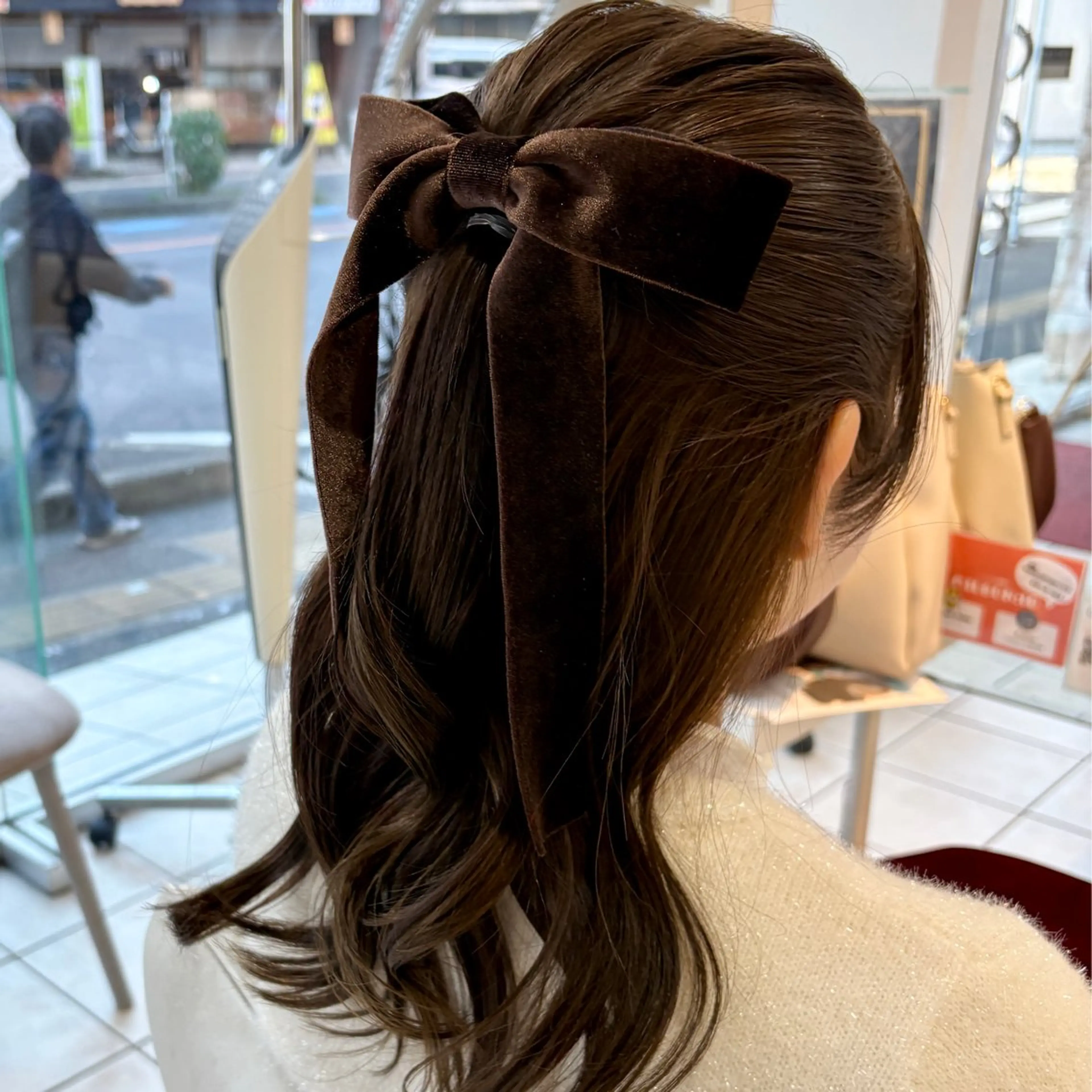 セミロング ヘアアレンジ ブリーチ/ヘアセット 【𝙍𝙞𝙣𝙤】のヘアスタイル