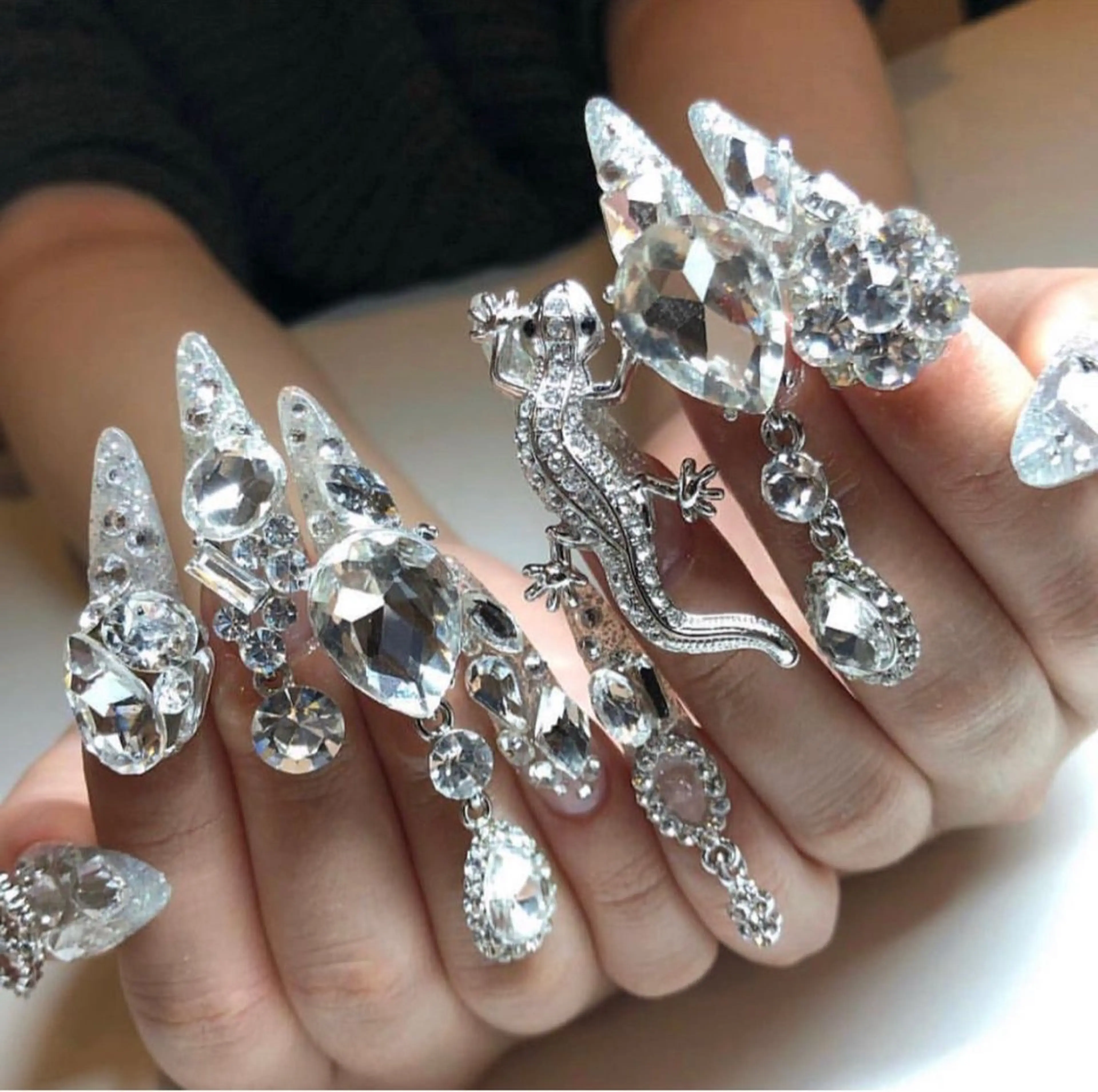 カラー T&D NailSalonのネイルデザイン