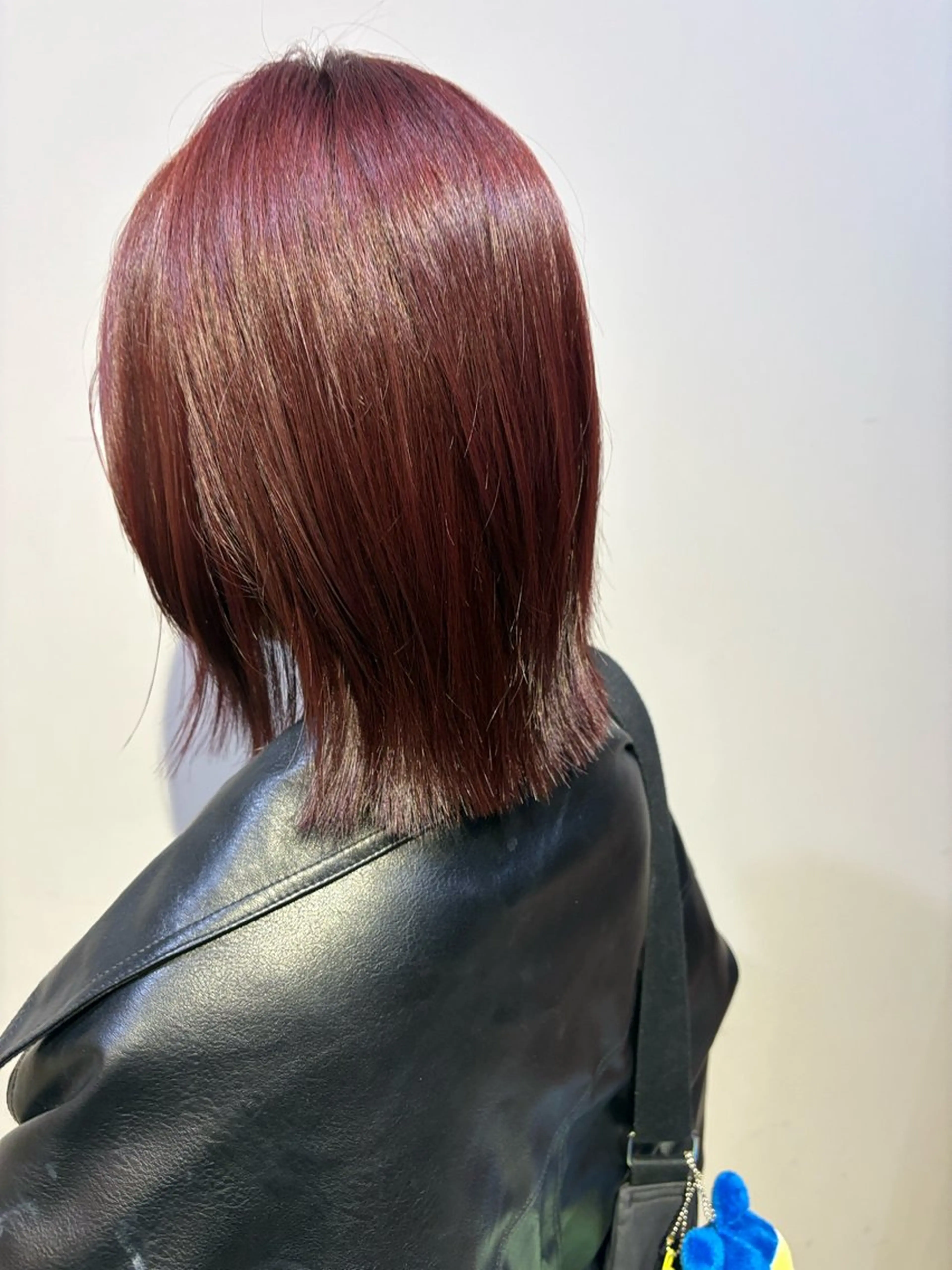 ミディアム カット ヘアカラー トリートメント レイヤーカット ✨️奥田良太✨️のヘアスタイル