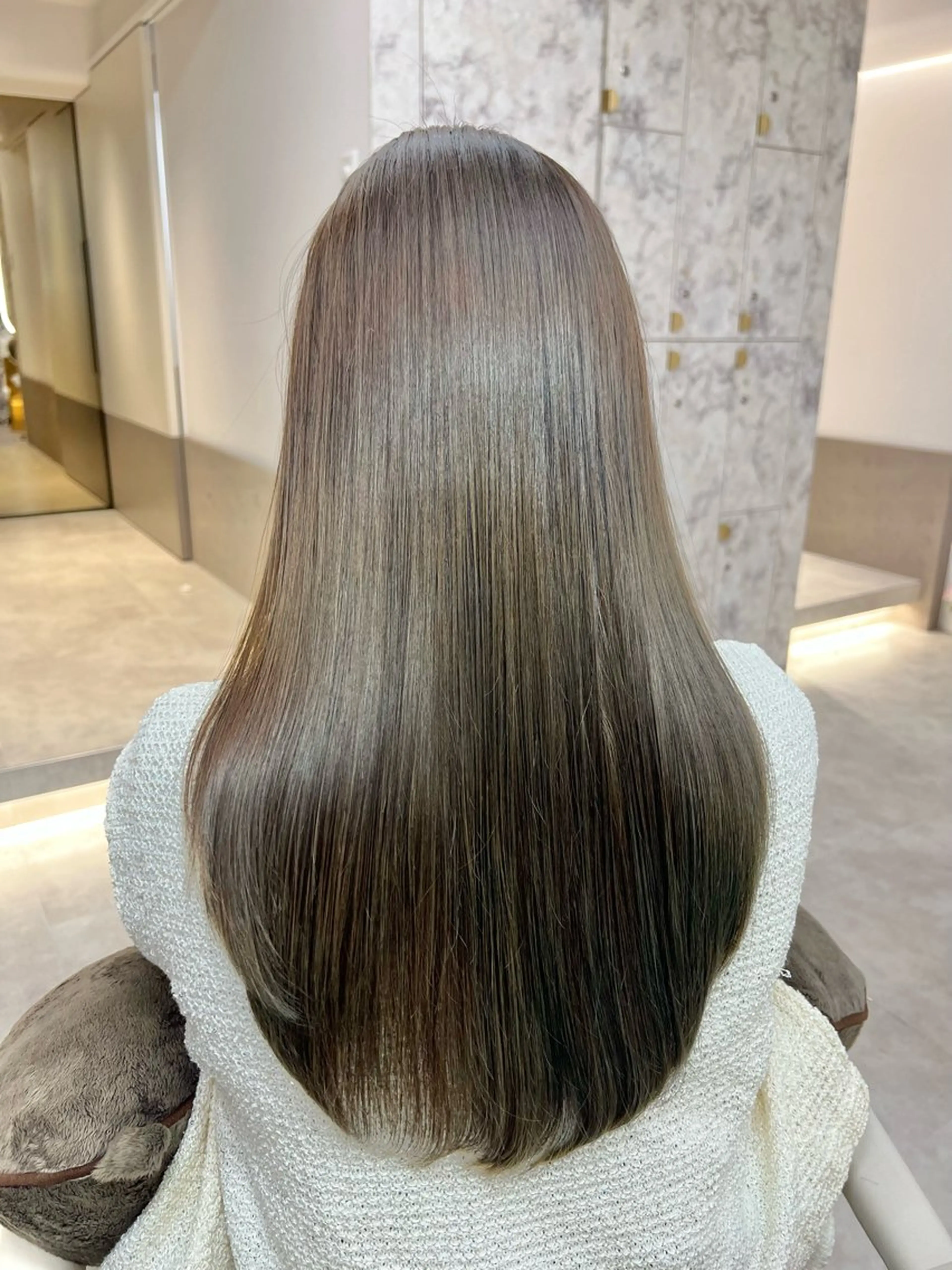 セミロング トリートメント レイヤー/髪質改善 八木　洸登のヘアスタイル