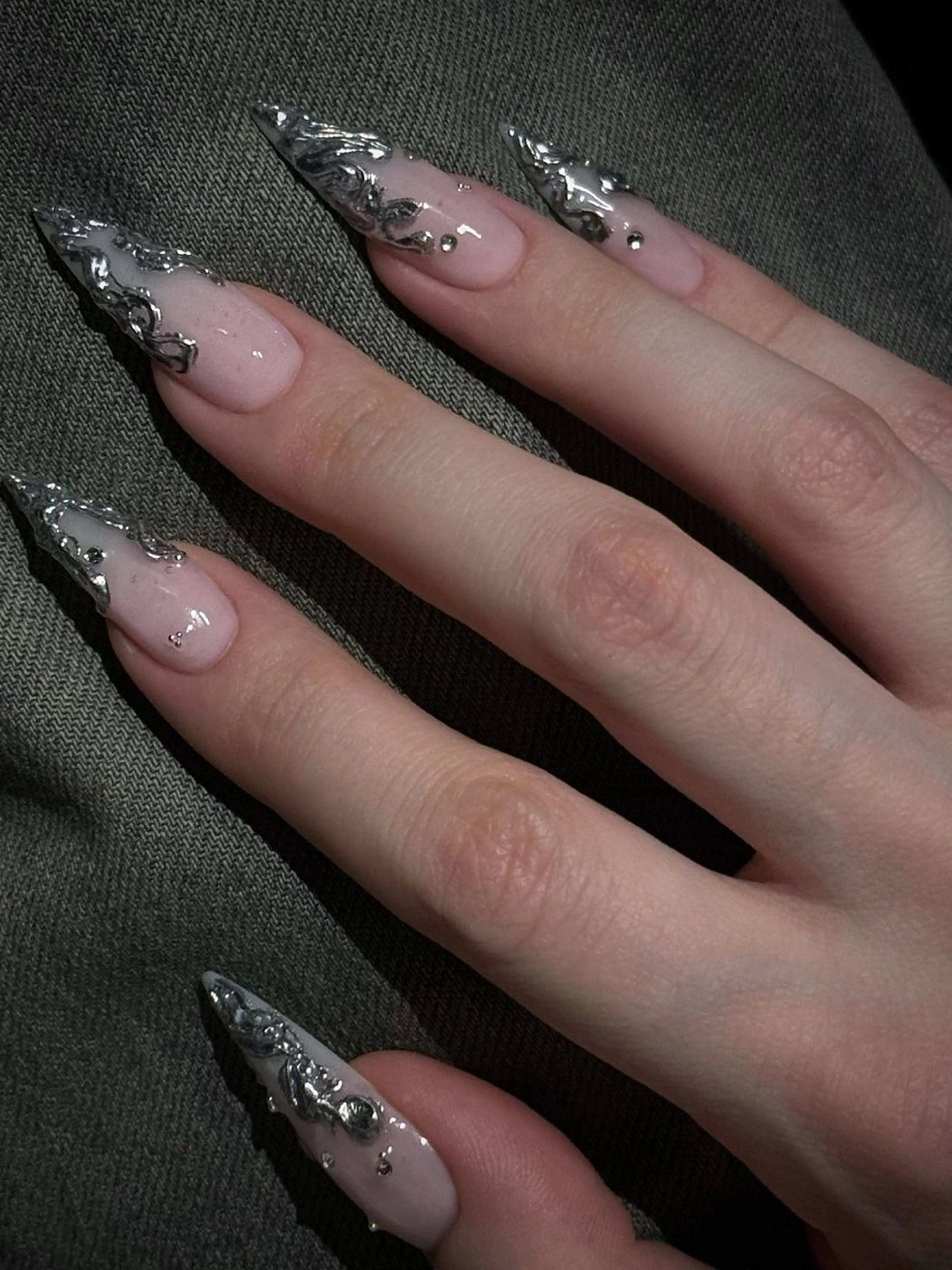 カラー グラデーションカラー ハンドネイル AIN Nailのネイルデザイン