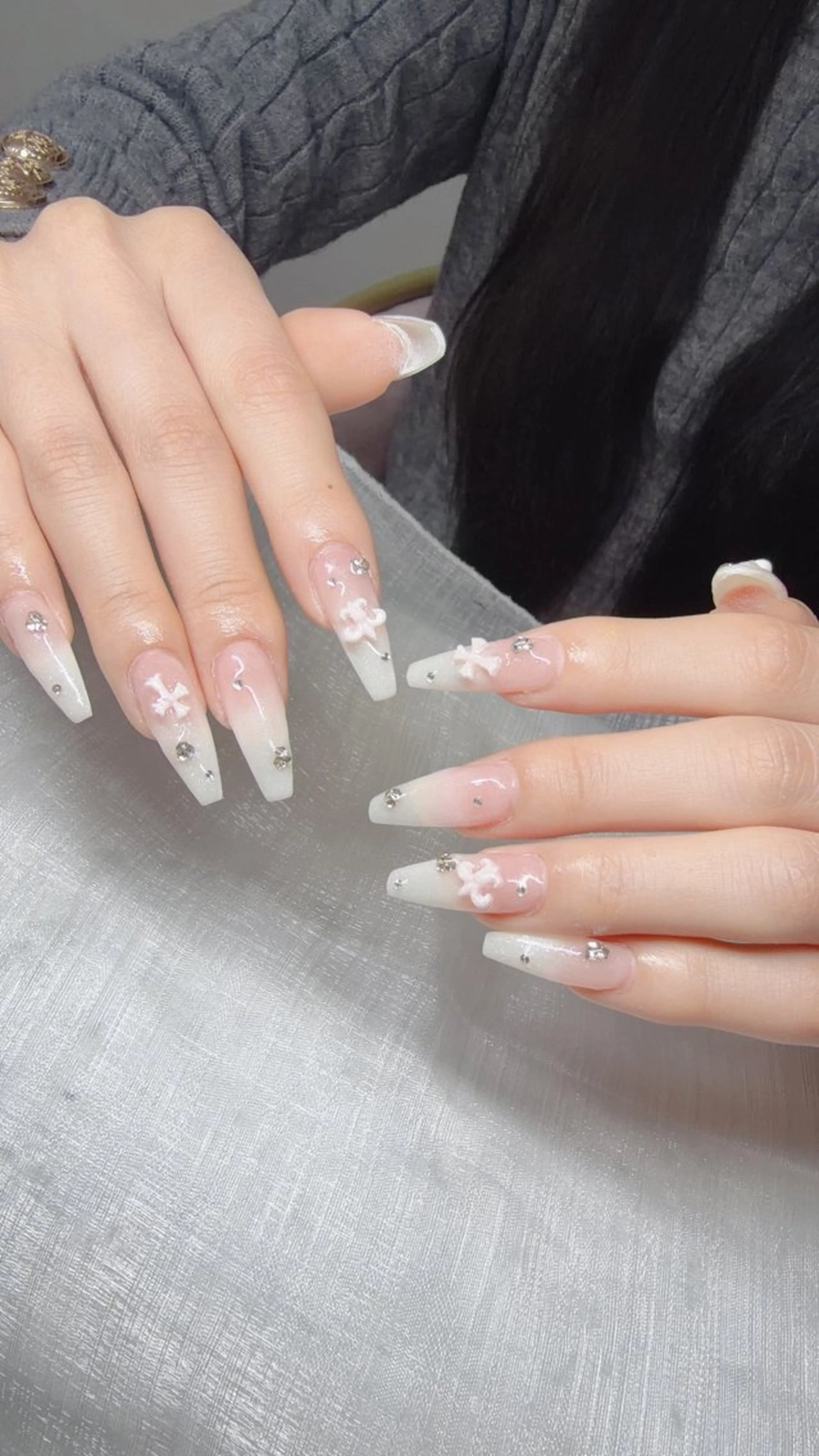 ネイル ハンドネイル Lee Nailsのネイルデザイン