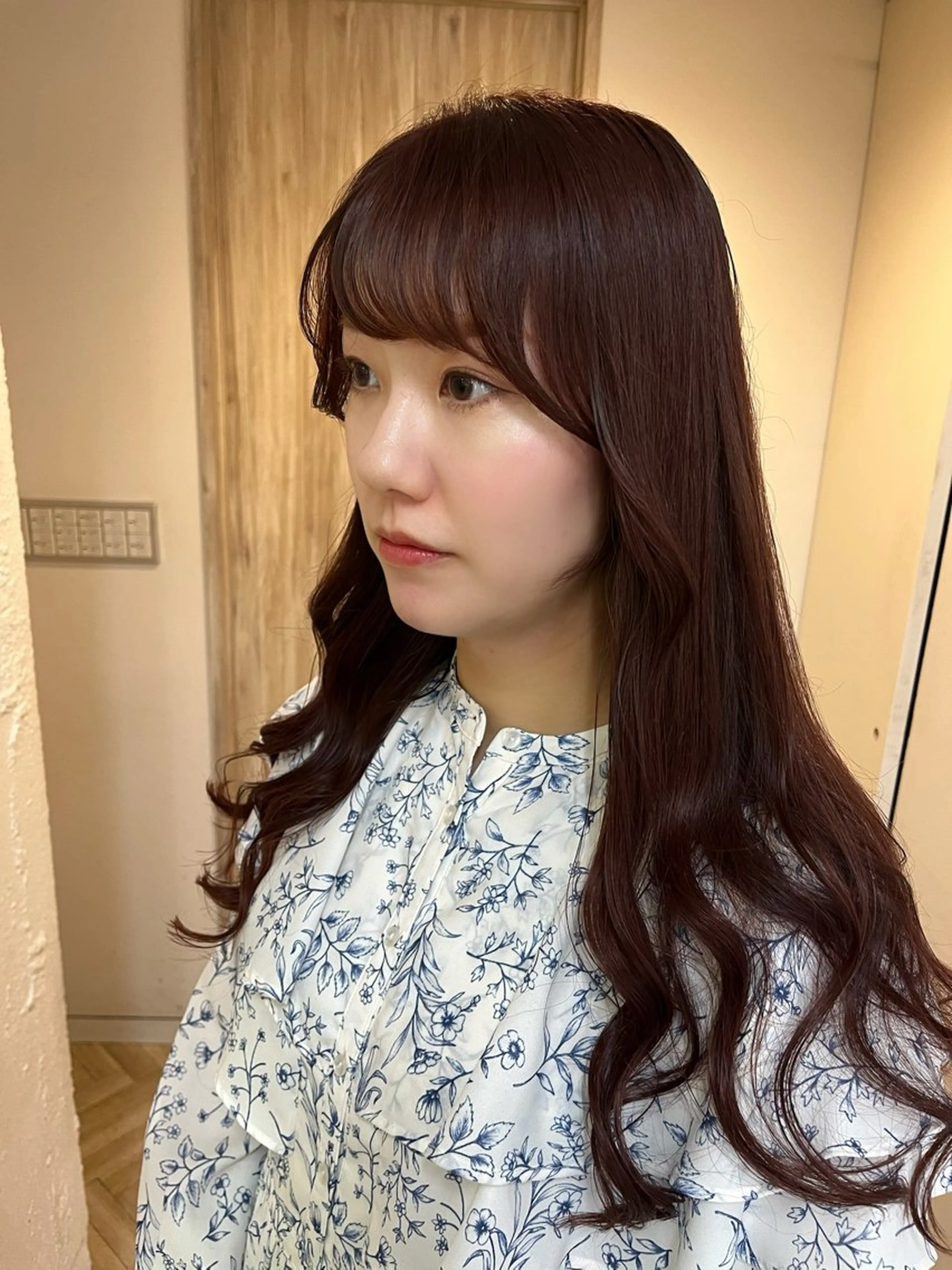 ロング カット ヘアカラー トリートメント 顔まわり‎🤍小顔 カット🤍みさきのヘアスタイル