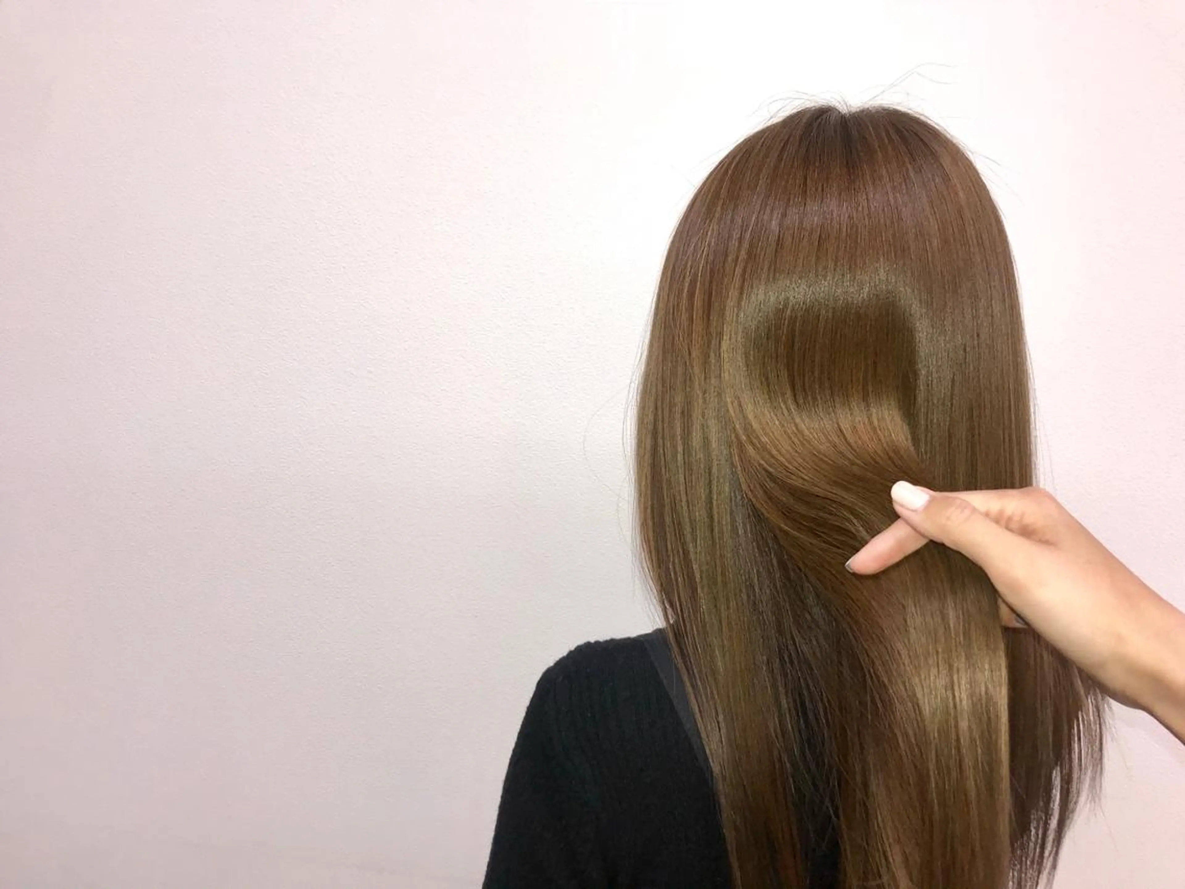 ロング カラー カット ヘアカラー トリートメント 大平 京佳のヘアスタイル