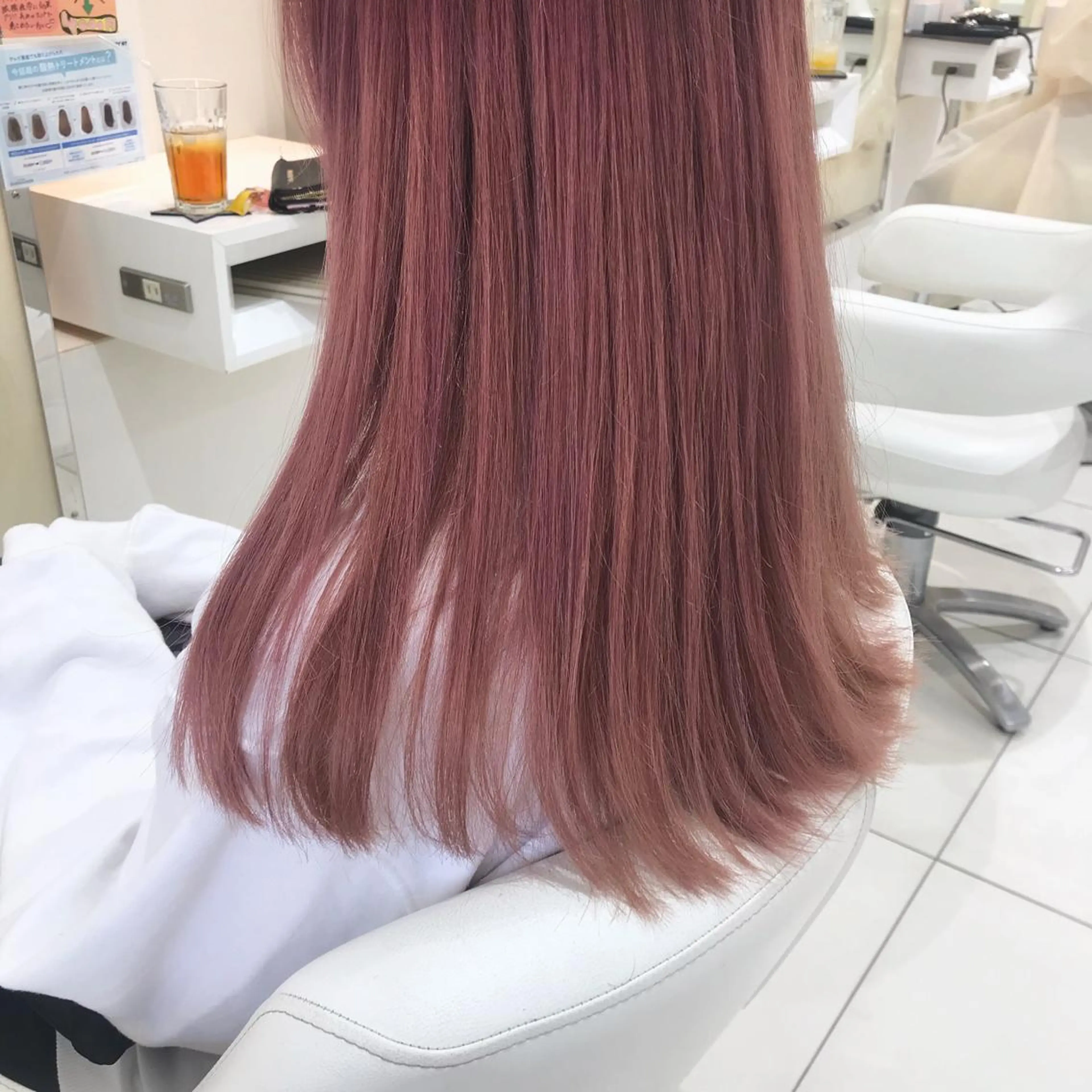 ロング カラー ブリーチ 田中 あかねのヘアスタイル