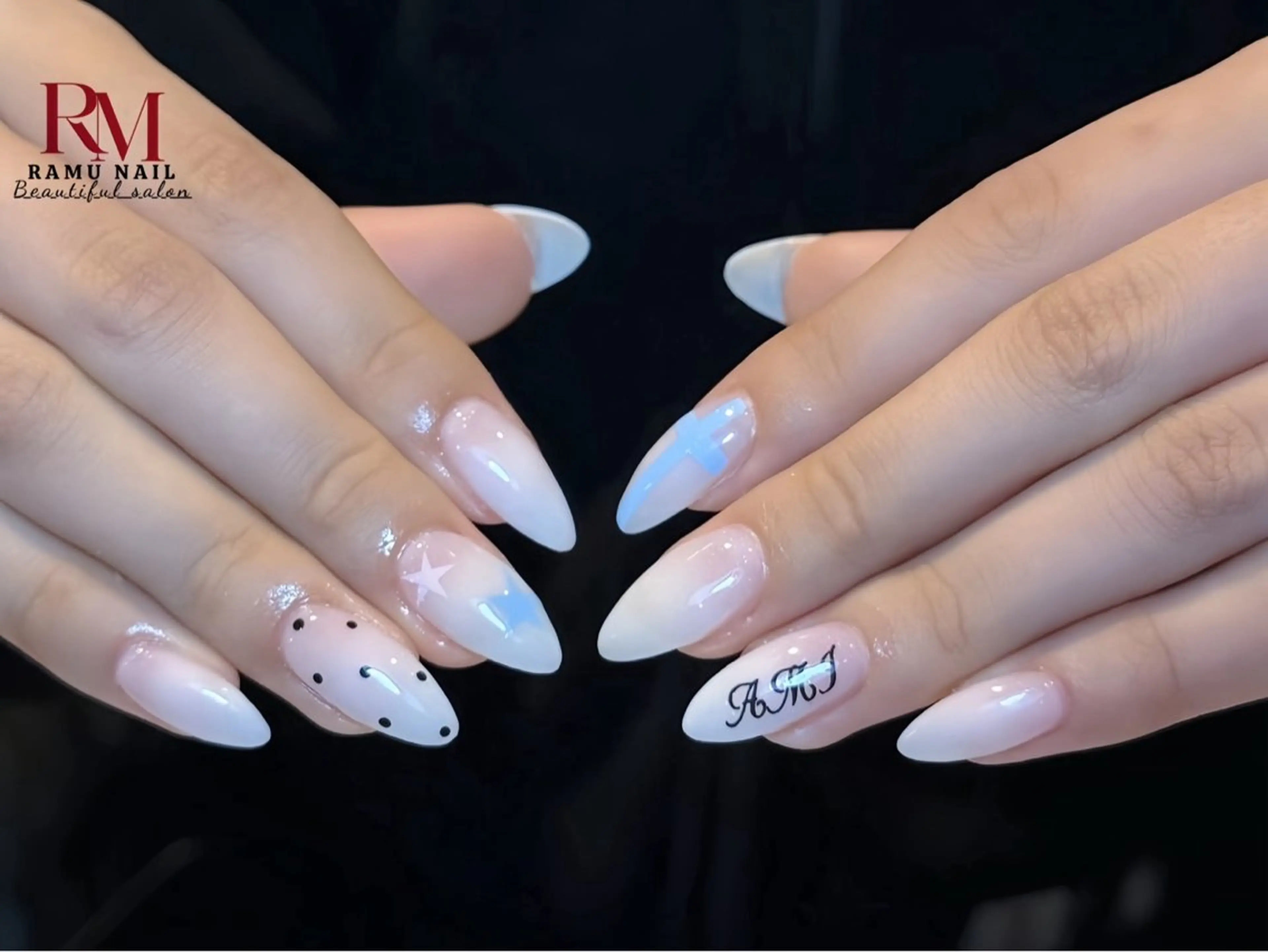 ネイル キラキラネイル マグネットネイル ミラーネイル ピンク 夏ネイル ハンドネイル RAMU Nail 恵比寿店のネイルデザイン