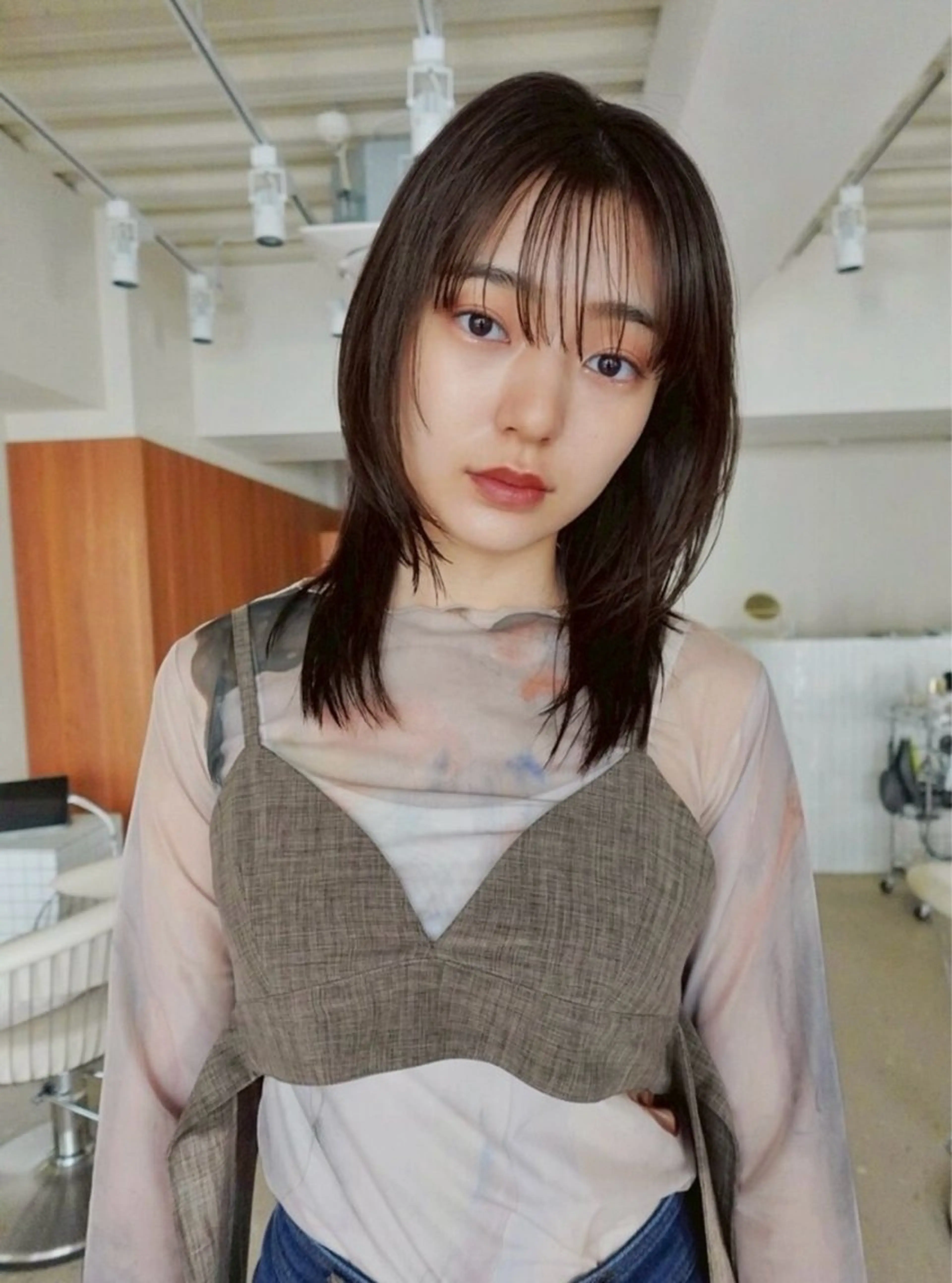 セミロング カラー 切りっぱなしボブ ベージュカラー ブリーチ ダブルカラー グレージュ カット ヘアカラー トリートメント 小顔矯正/レイヤー 透明感カラー✨生真のヘアスタイル