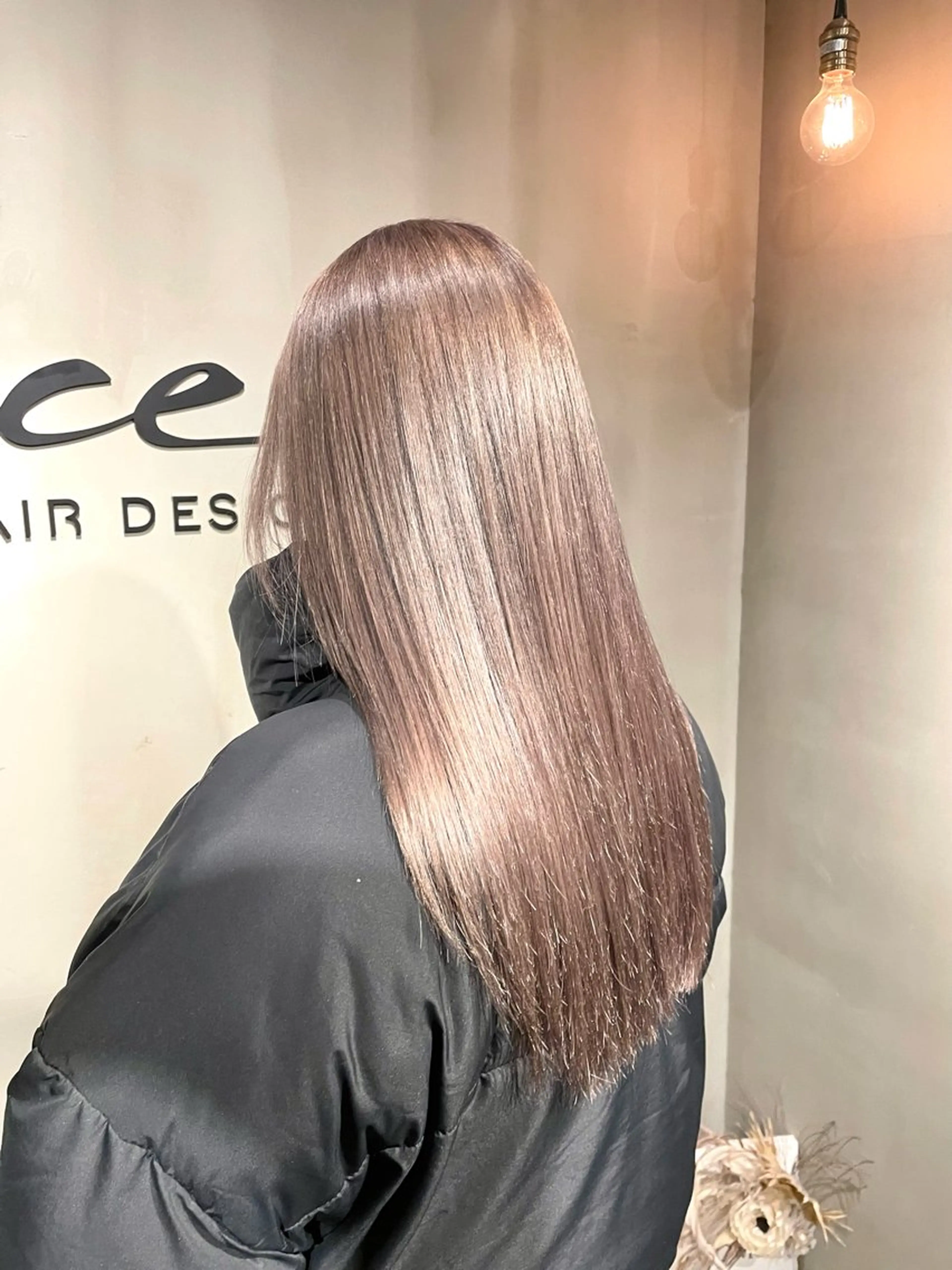 セミロング カラー ブリーチ グレージュ ピンクカラー 🌐メンズカット 🌐Taketoのヘアスタイル