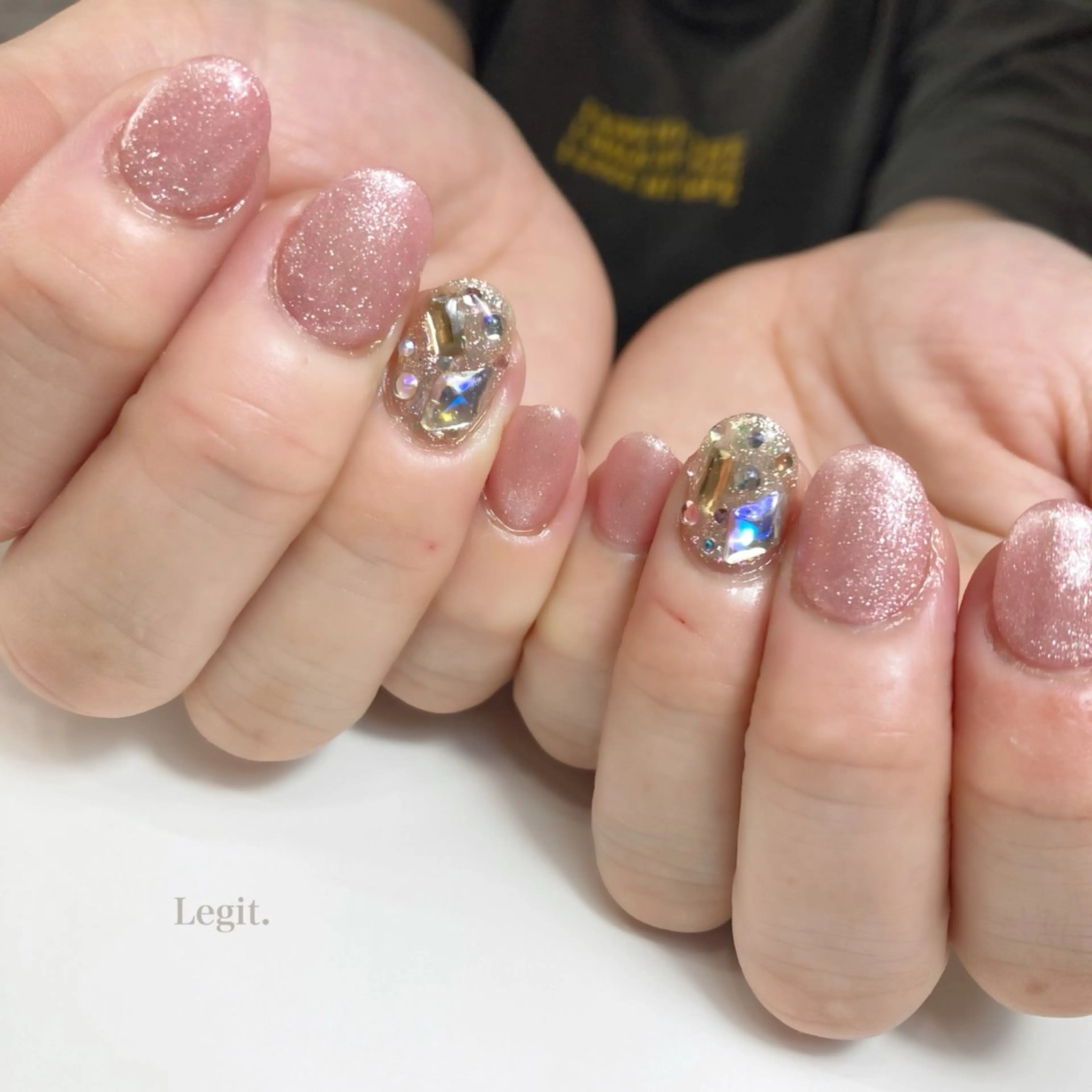 ネイル Legit nail salonのネイルデザイン