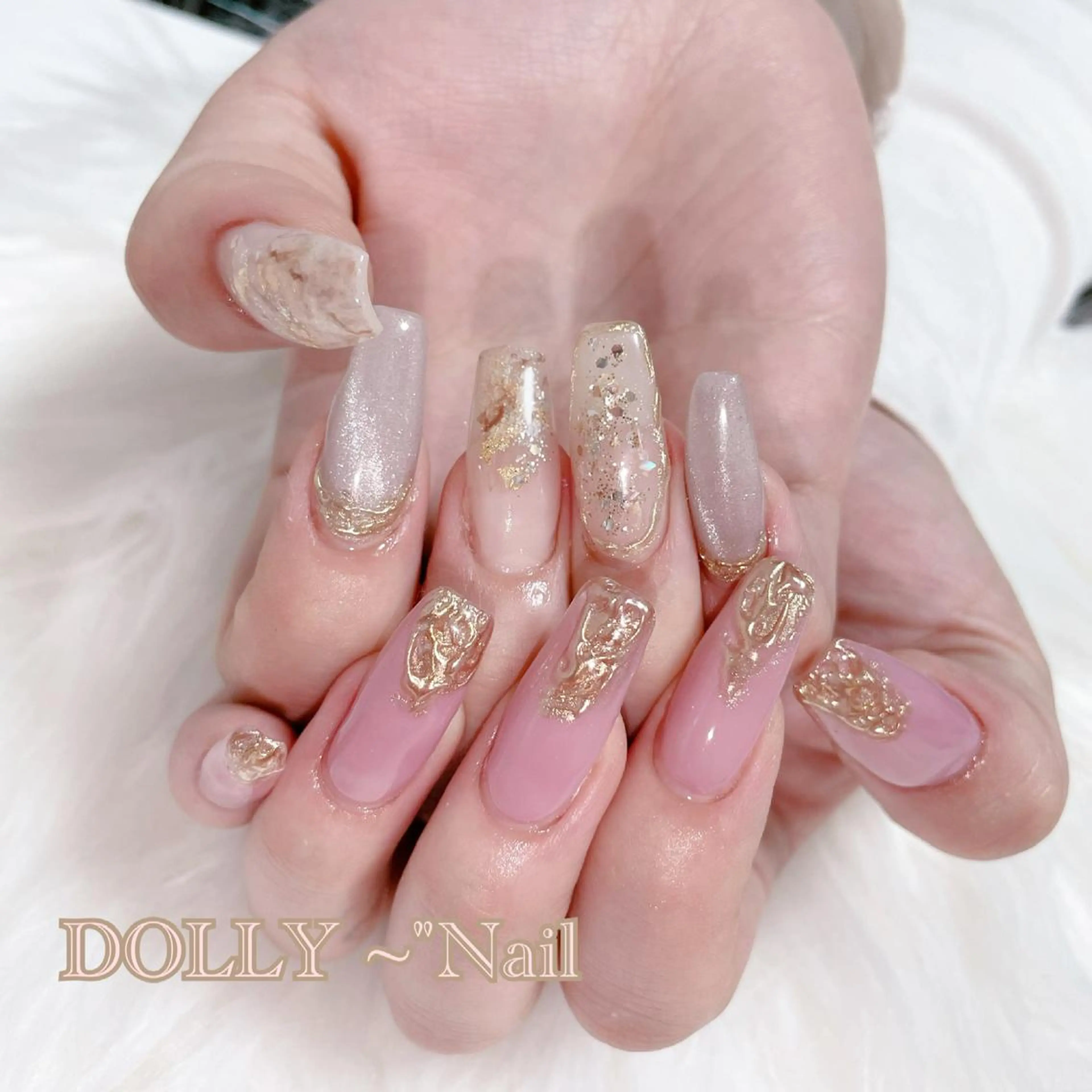 ネイル Nailsalon SIRIUSのネイルデザイン