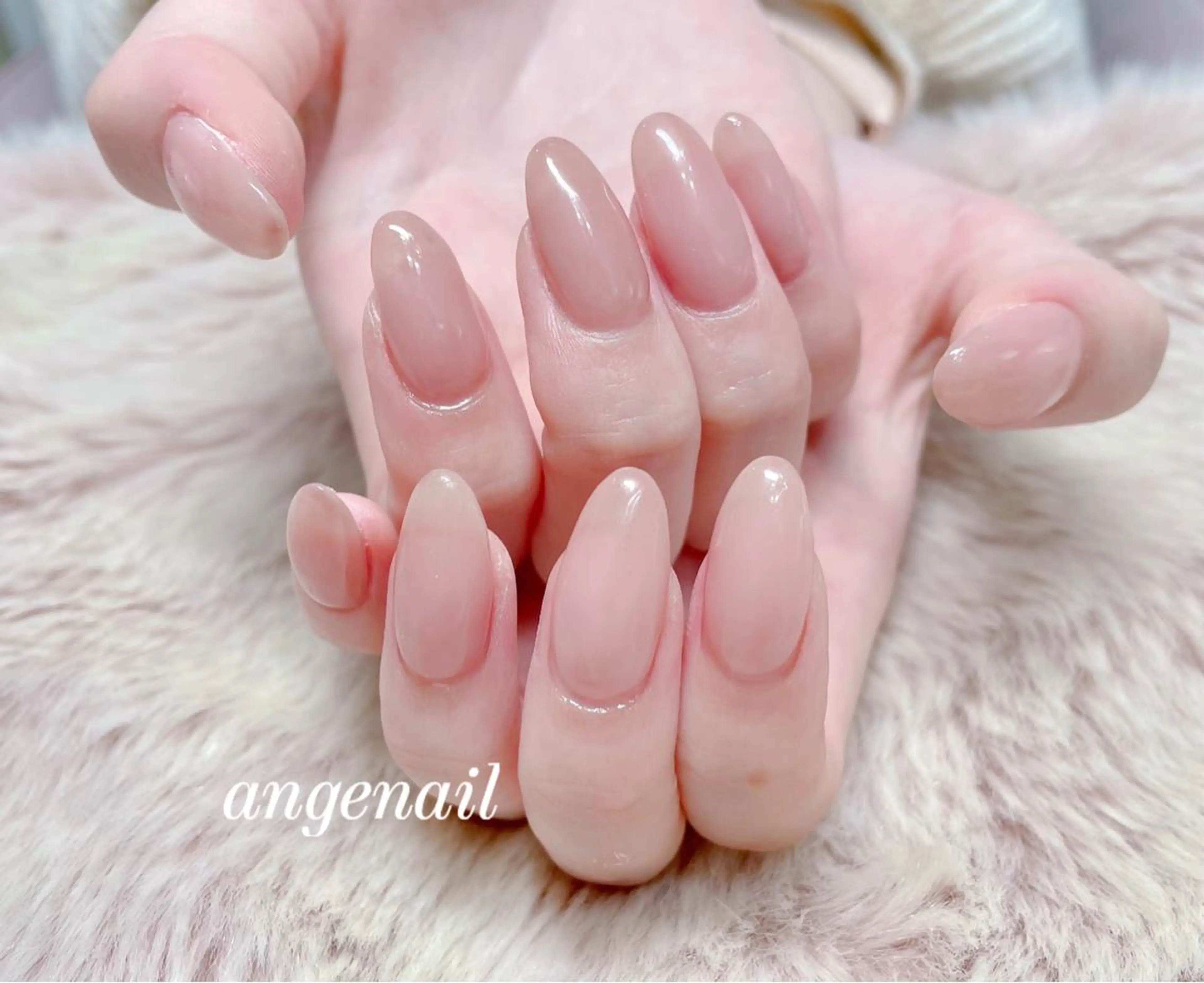 ネイル ハンドネイル オーナーネイリスト MAKIのネイルデザイン