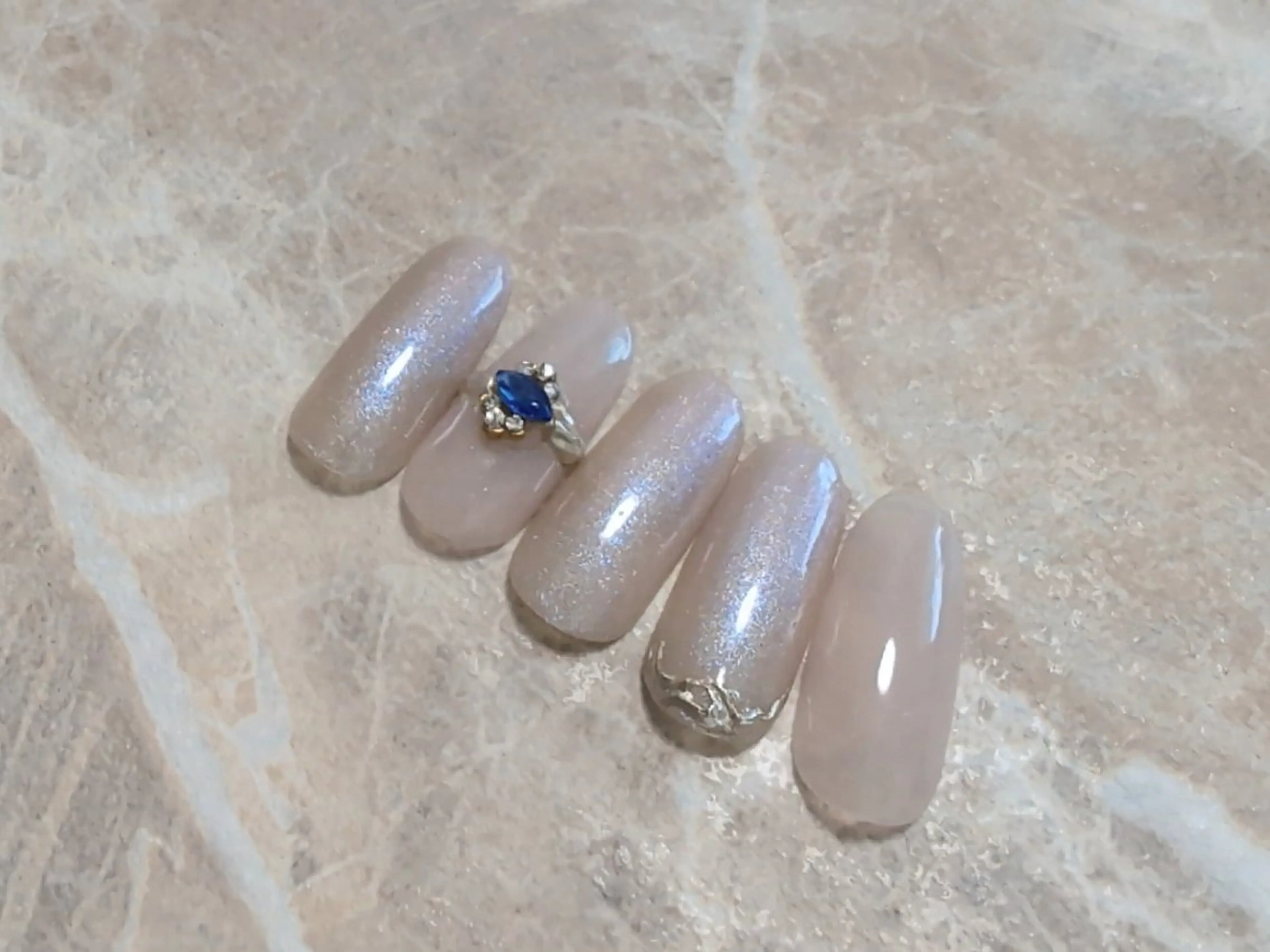 ネイル ヌーディジュエリー ネイルサロンのネイルデザイン