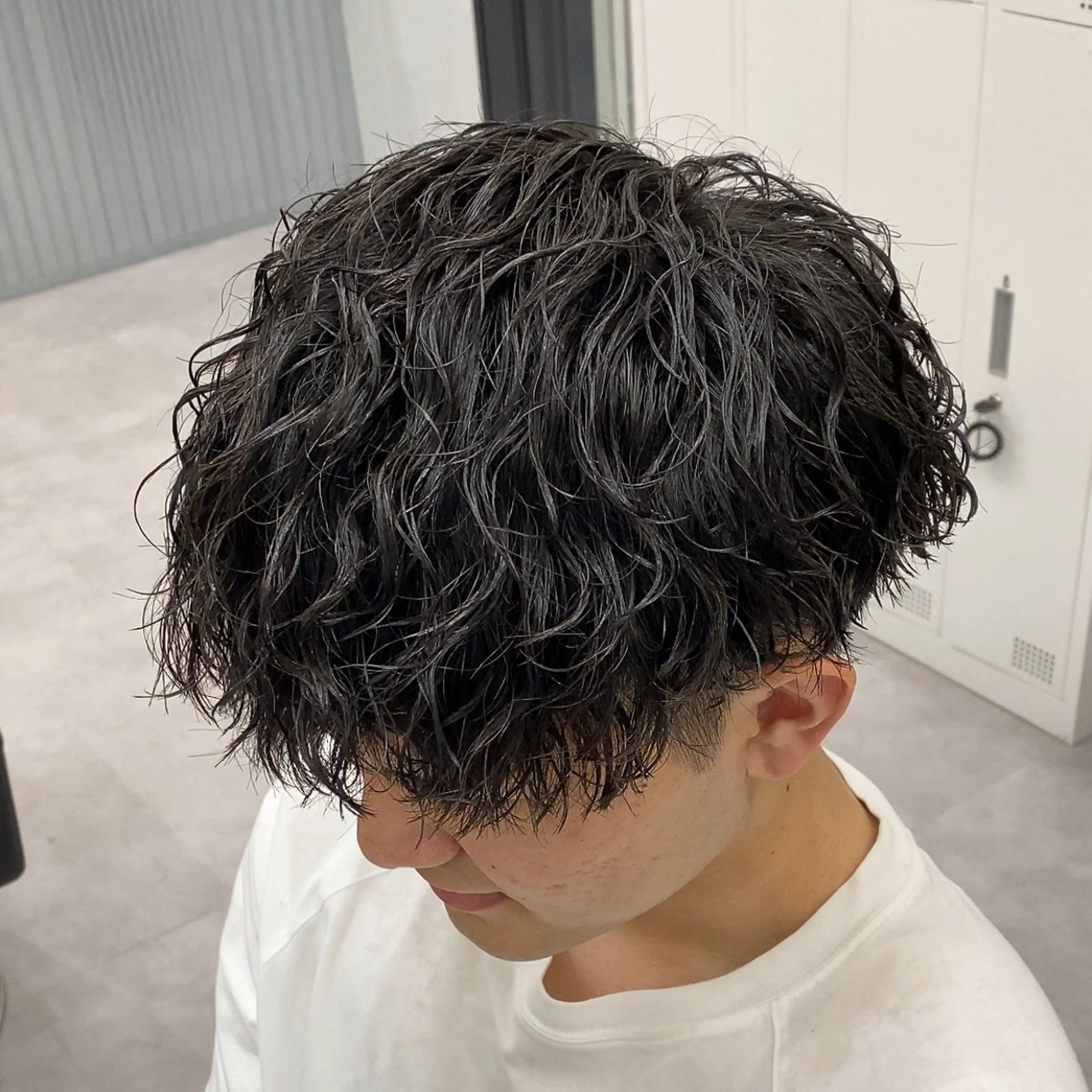 ショート パーマ メンズ メンズ特化LIBER 石川玲央のヘアスタイル