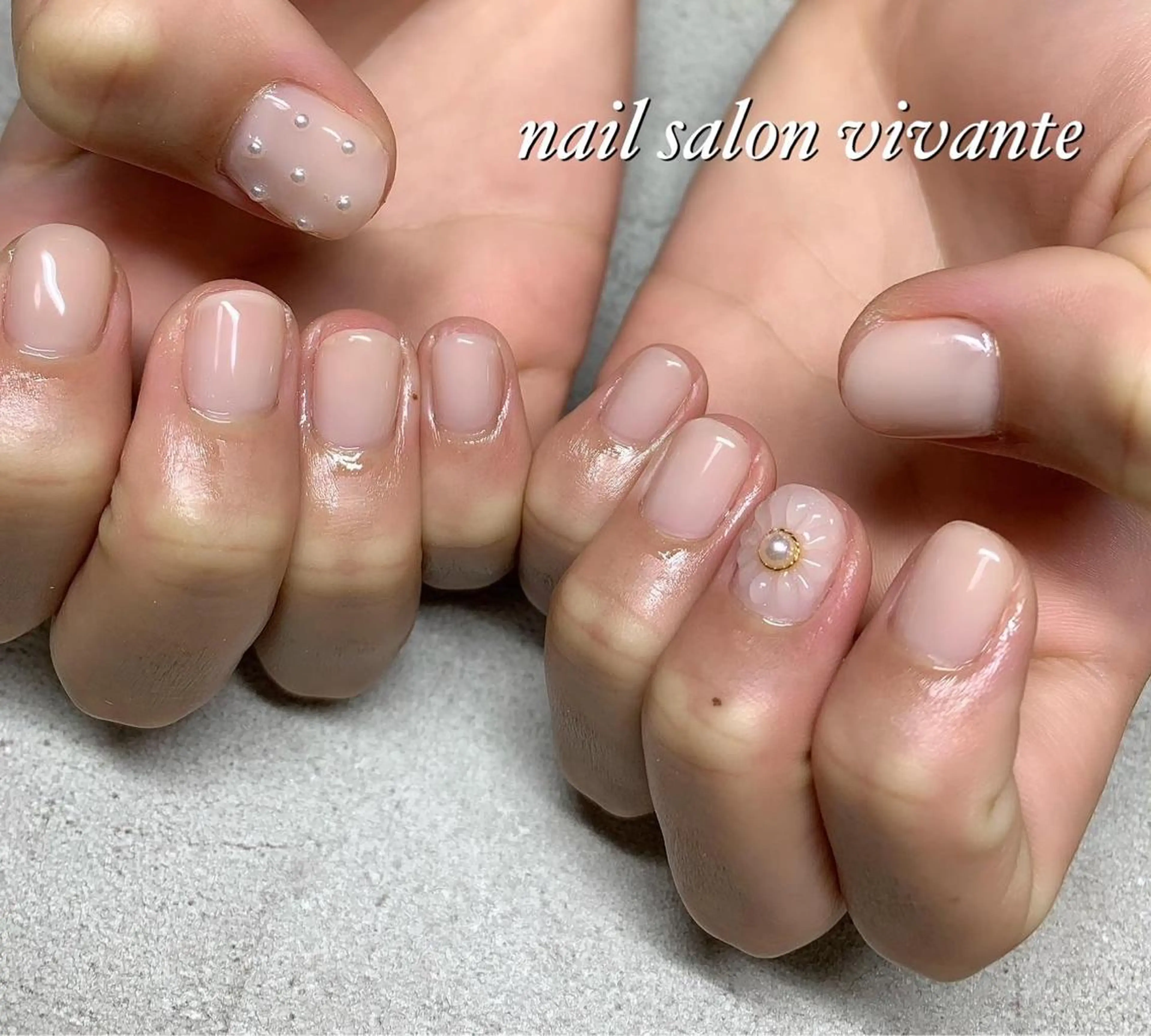ネイル フラワーネイル ぷっくりネイル nail salon vivanteのネイルデザイン