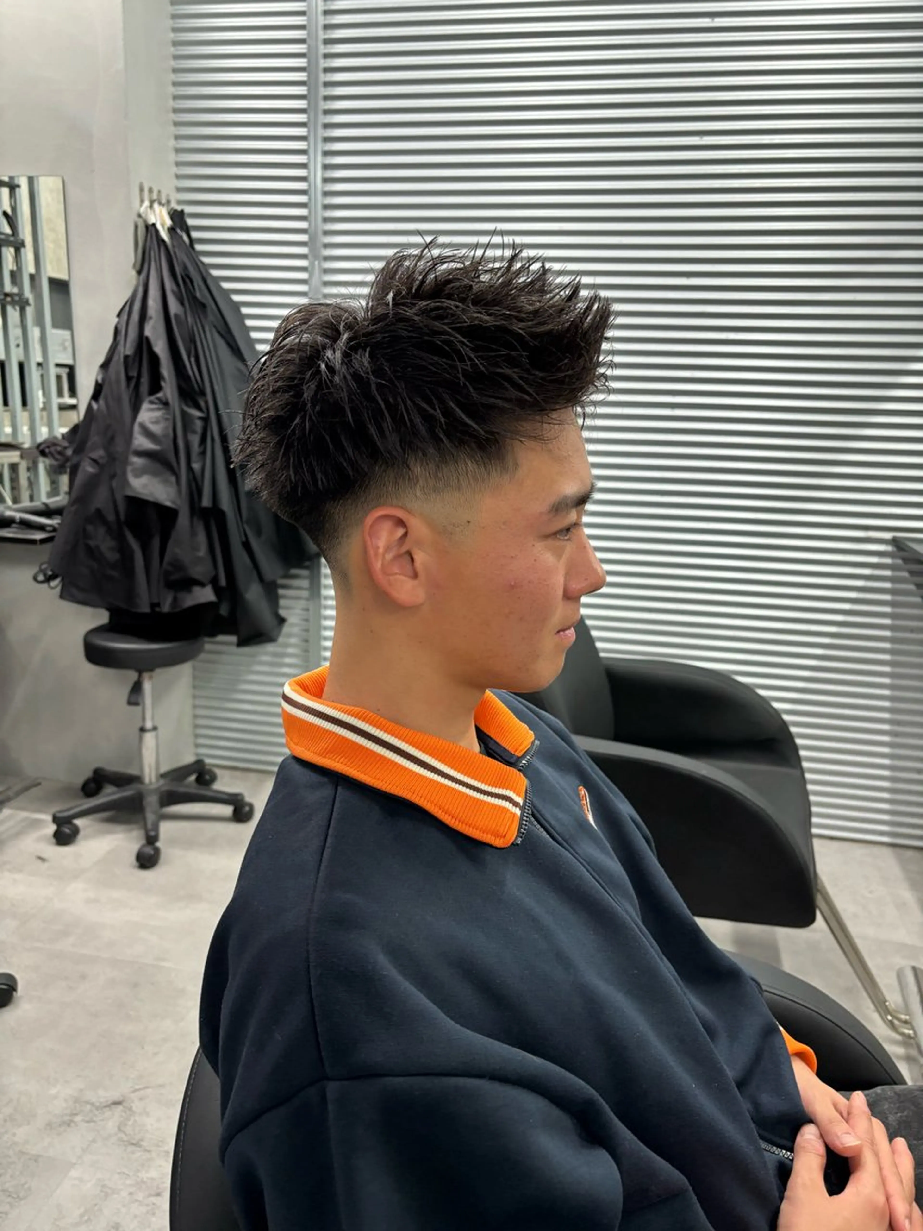 メンズ カット 波巻き/ツイスパ/ 短髪/鈴木俊也のヘアスタイル