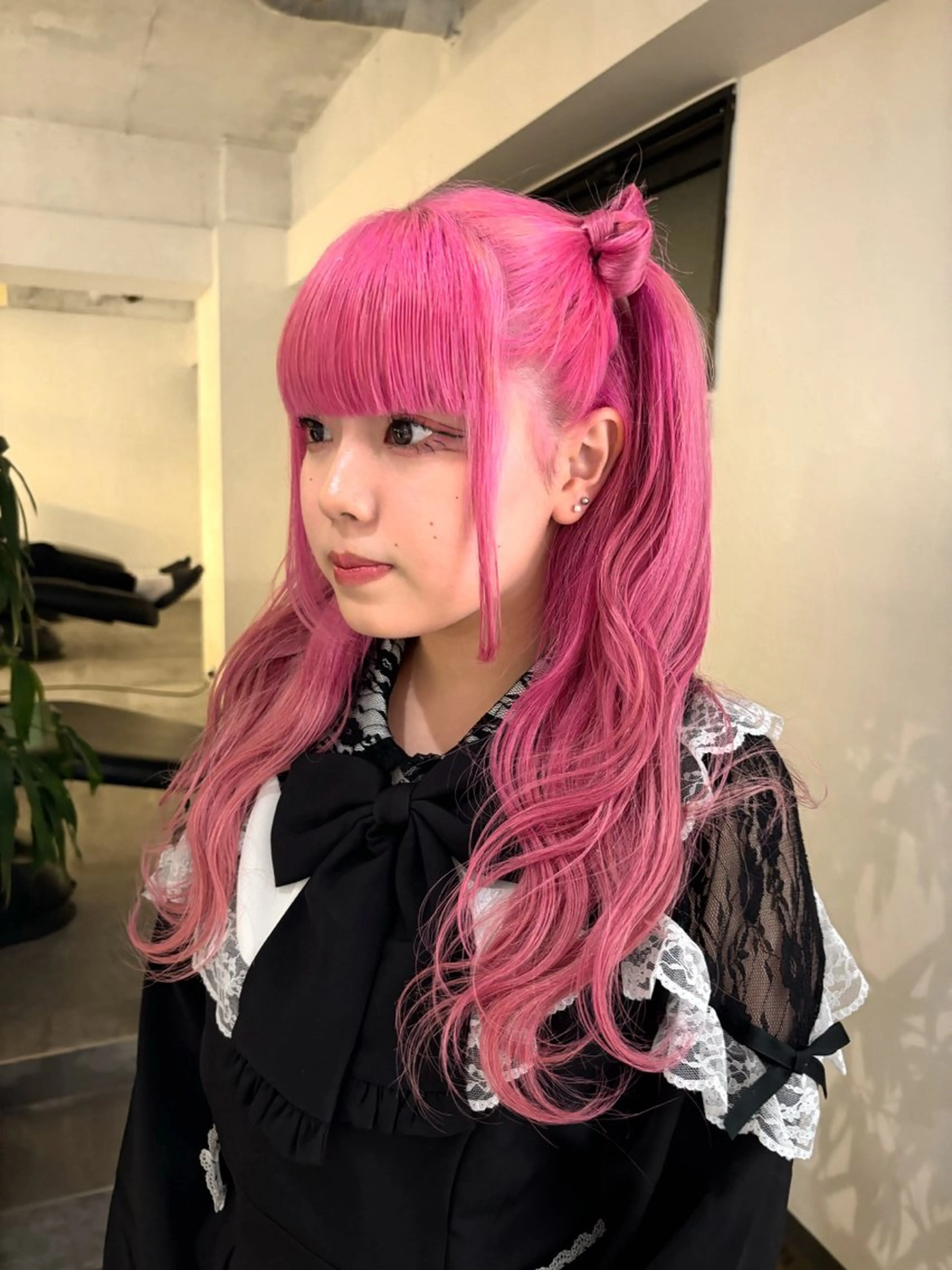 ロング カラー ブリーチ ダブルカラー ハイトーンカラー ピンクカラー ヘアカラー トリートメント 暖色カラー🍒 ケアブリーチ/akiのヘアスタイル