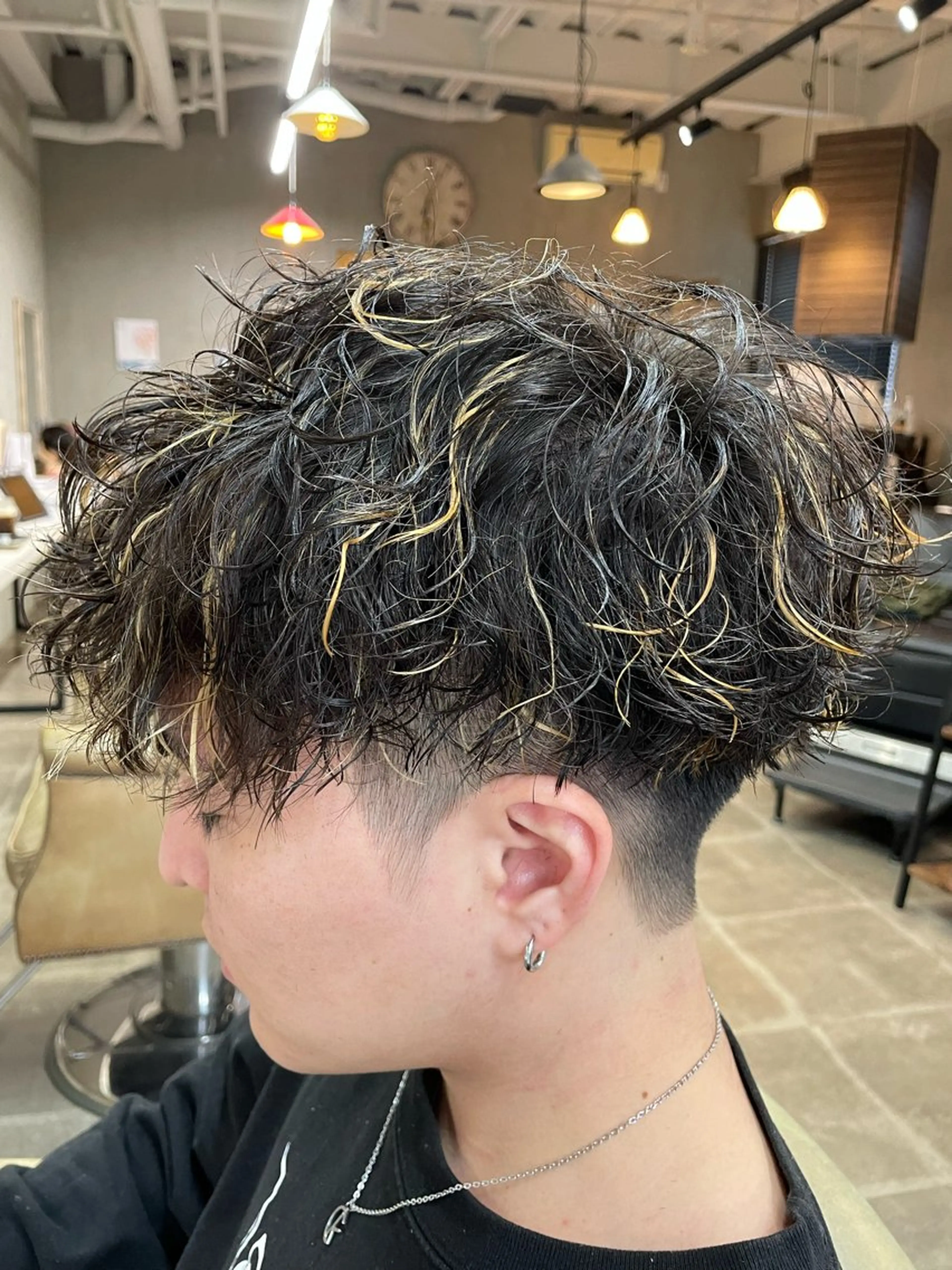 【平日限定】メンズカット+パーマ+ケアトリートメント¥10,000の写真