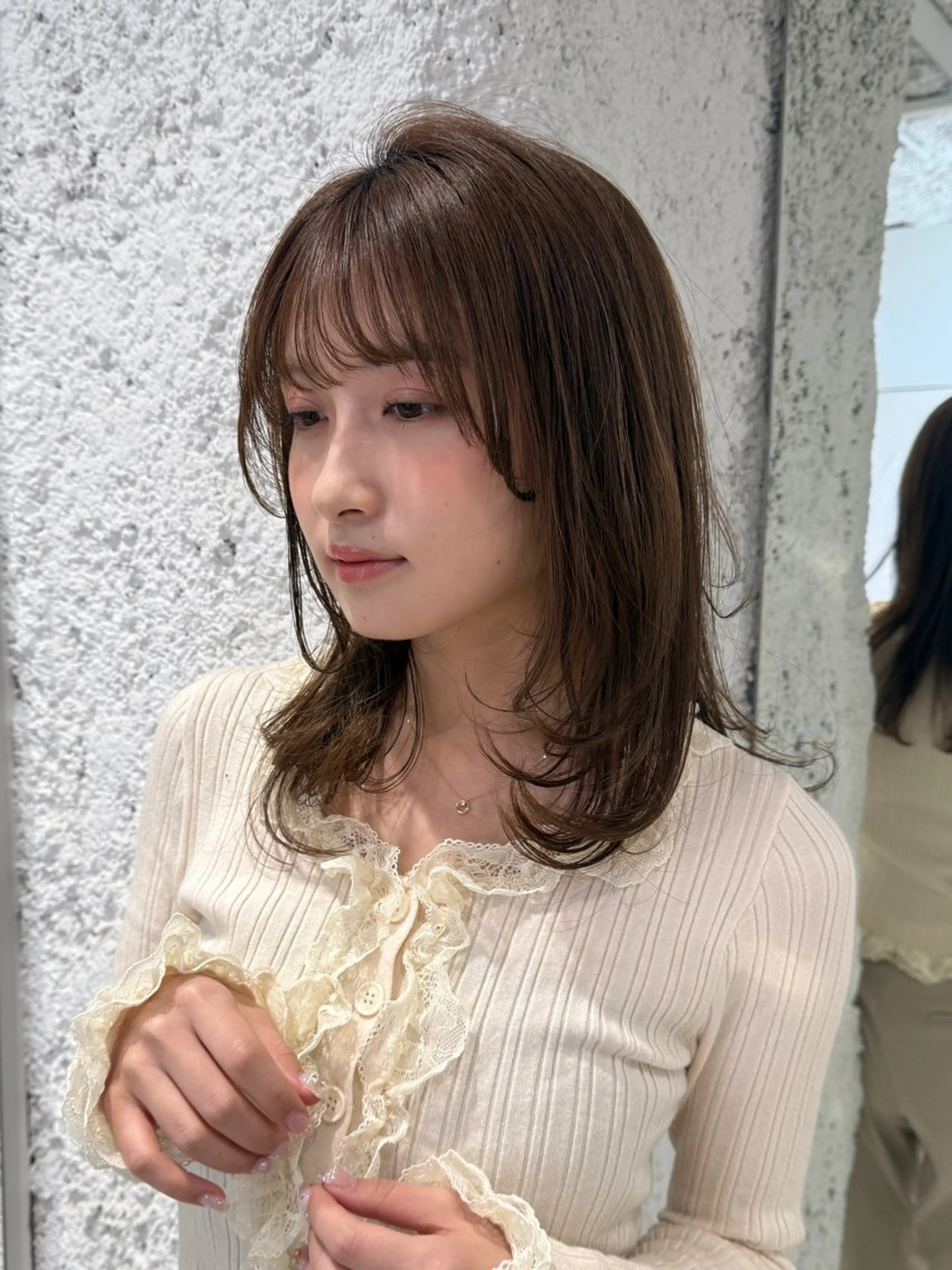 ミディアム 伊藤 まみのヘアスタイル