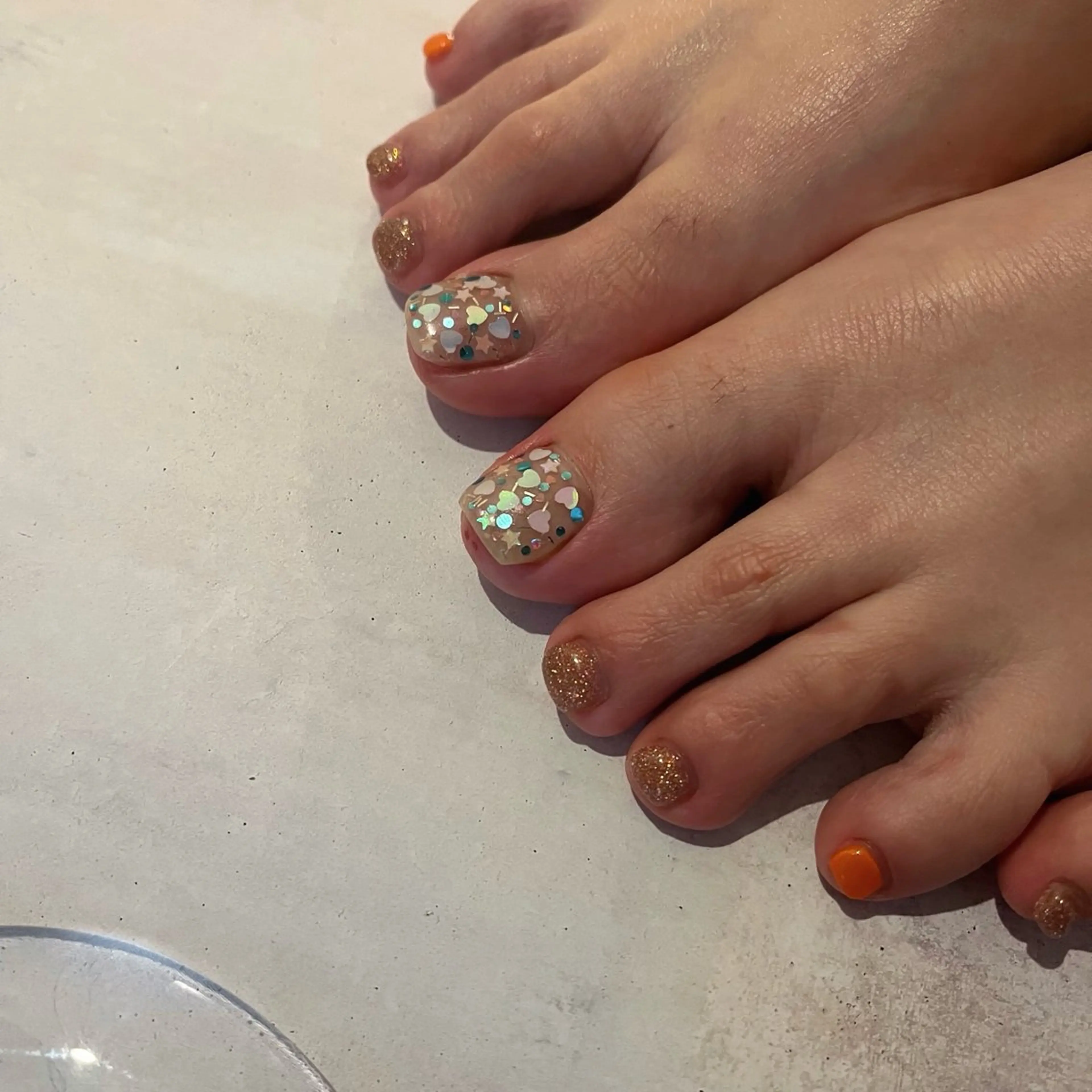 ネイル キラキラネイル フットネイル K Aのネイルデザイン