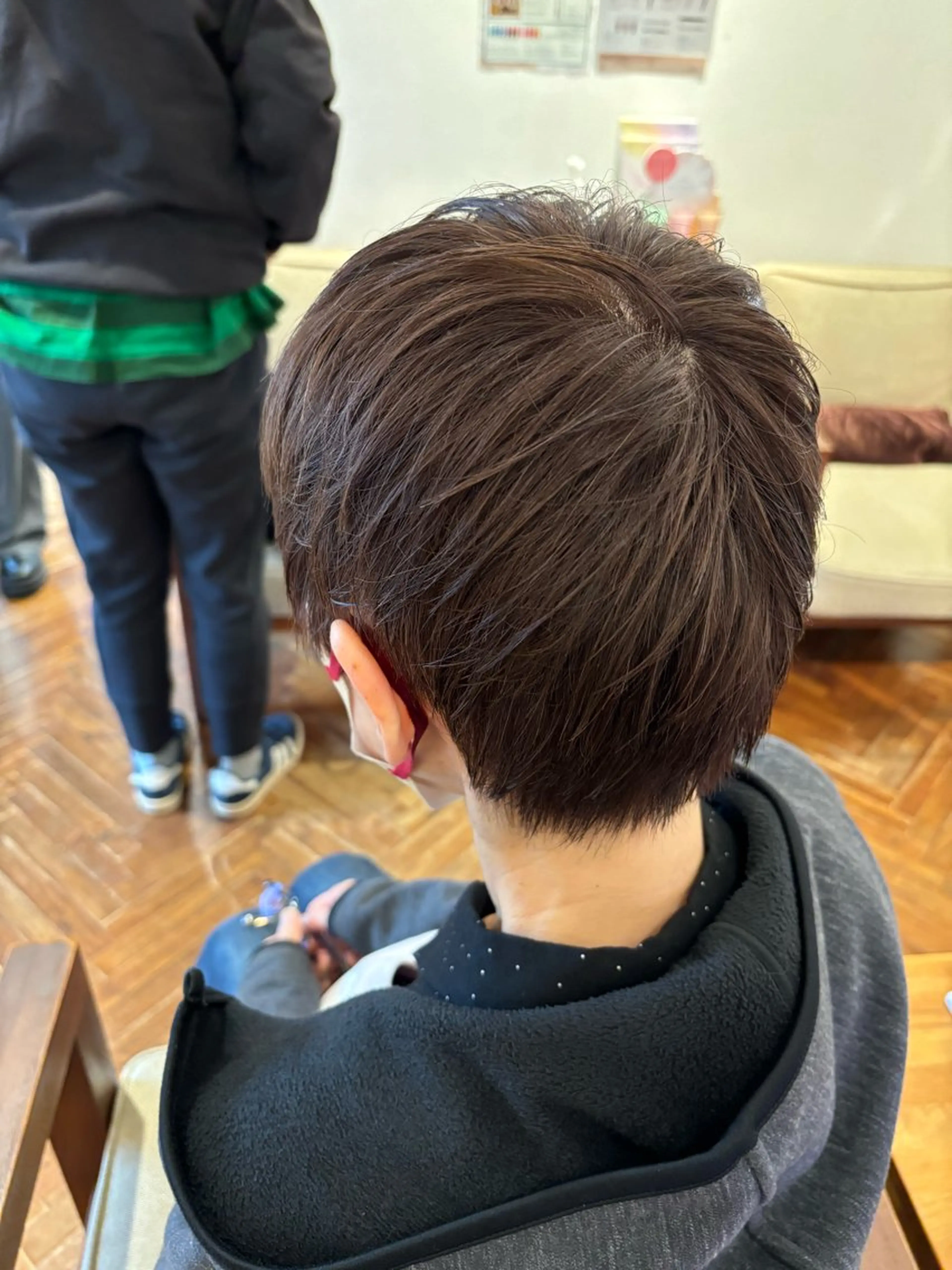 ショート カラー ベリーショート イヤリングカラー イルミナカラー ボブ ショートヘア 秋山知穂ショート/ 縮毛矯正はお任せ🧸のヘアスタイル