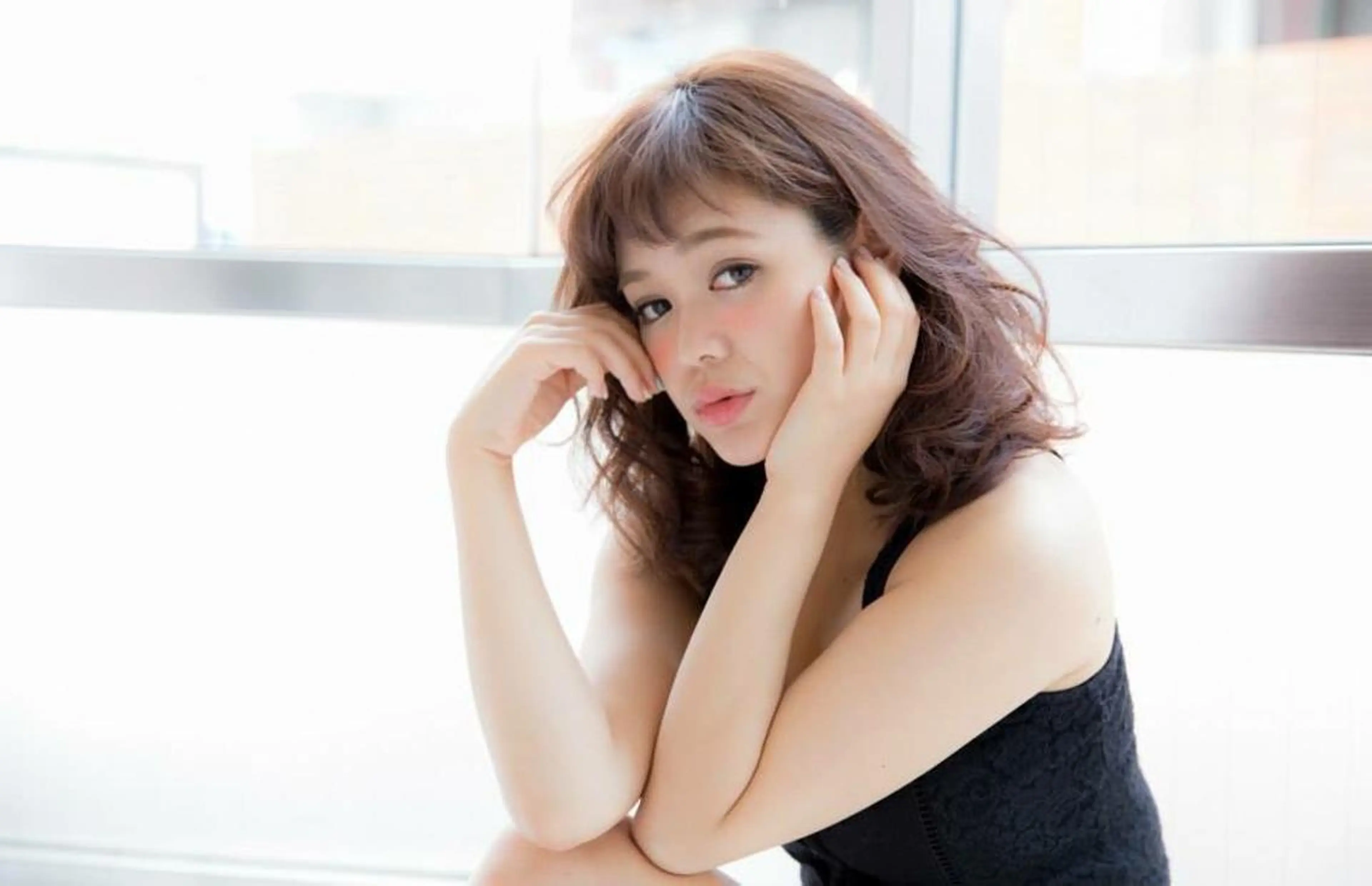 ミディアム セミロング ロング カラー パーマ 内藤 達也のヘアスタイル