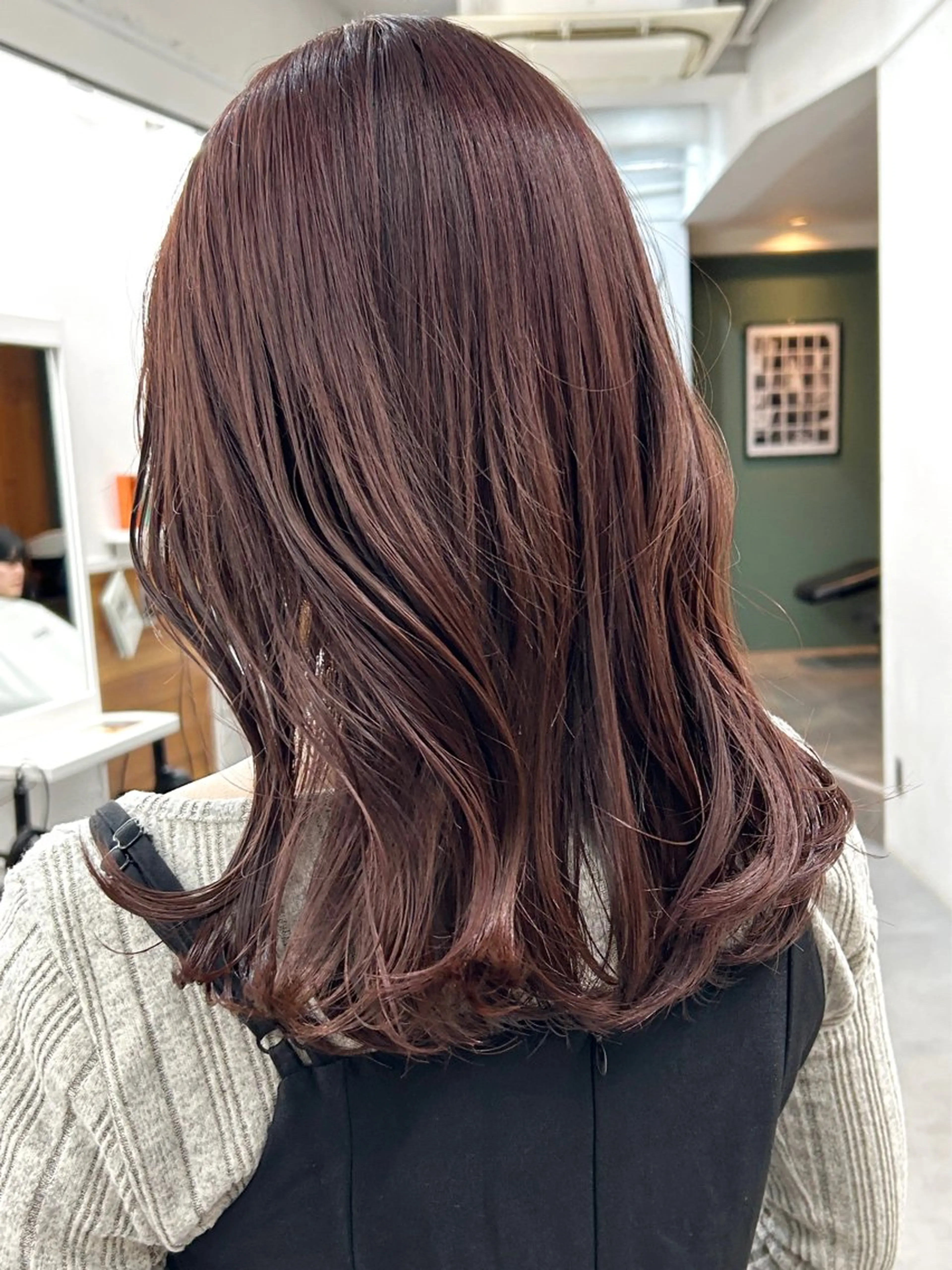 ミディアム カラー カット ヘアカラー トリートメント レイヤーボブ/ 艶カラー/サナ🌼のヘアスタイル
