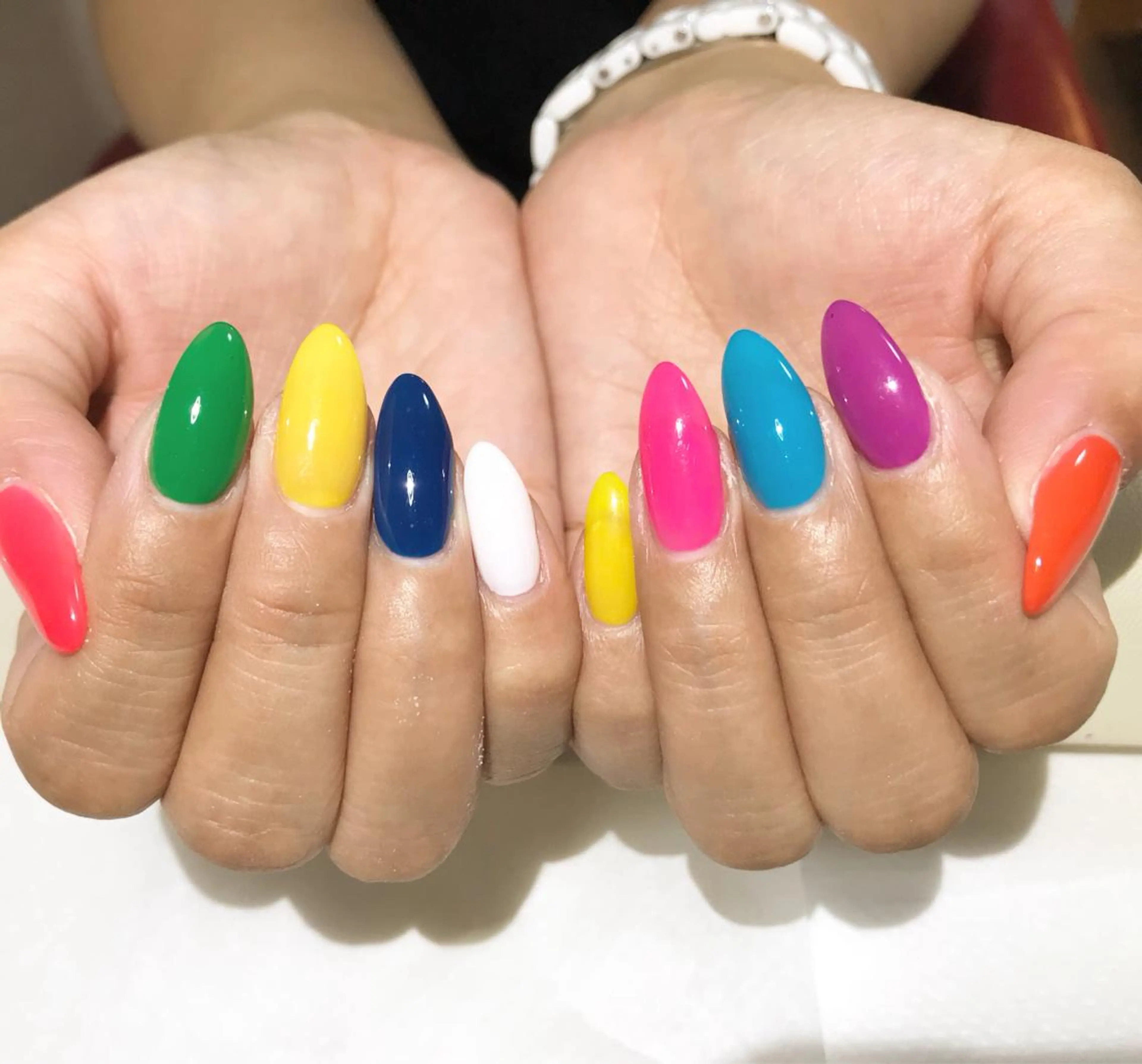 ネイル フットネイル シンプルネイル 春ネイル 夏ネイル ホワイト nail fufla ♡yamane♡のネイルデザイン
