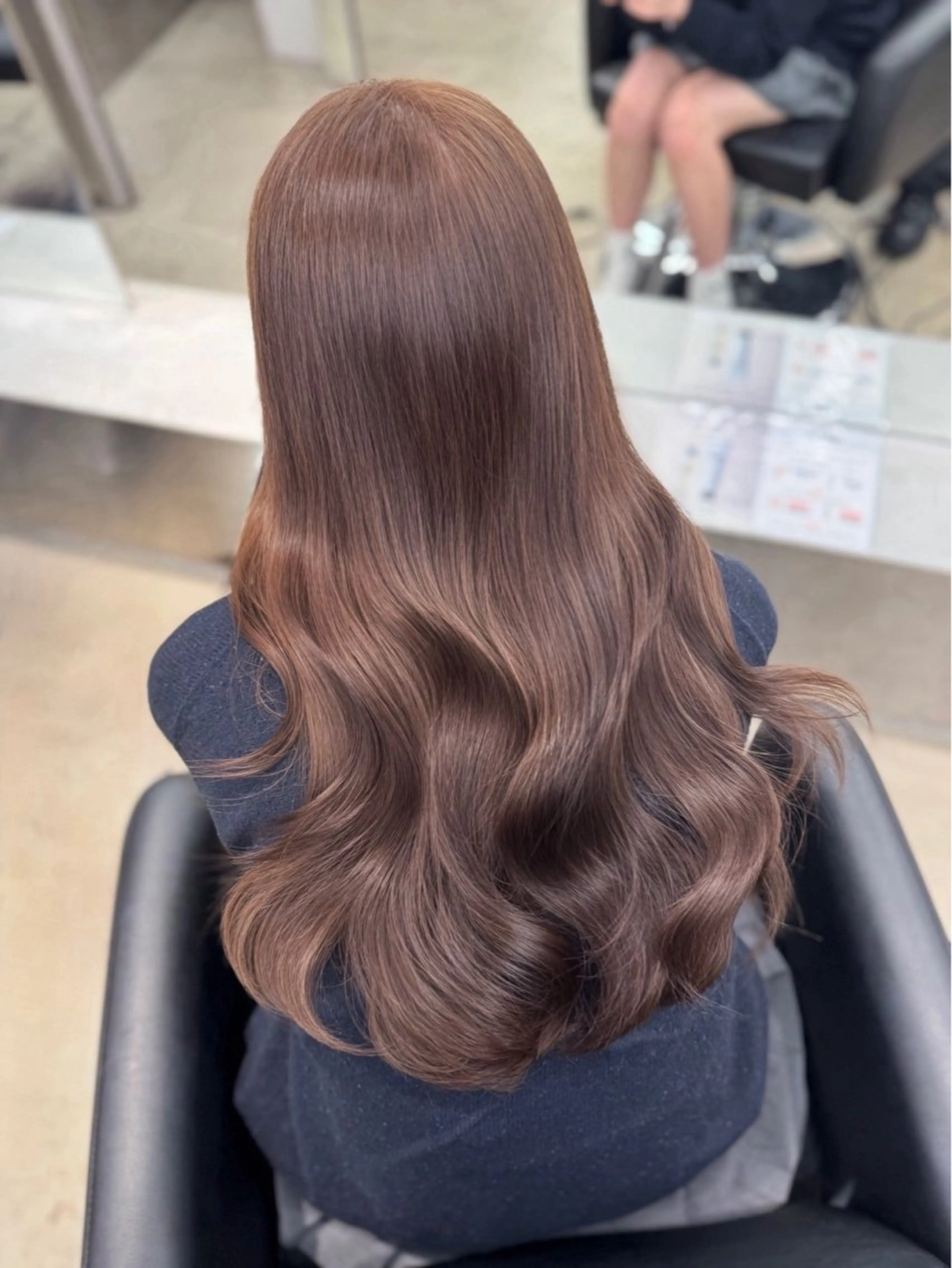 ロング カラー ブルーカラー ボルドーカラー ブラウンカラー ヘーゼル レッドカラー ヘアカラー トリートメント 💍透明感 💖艶ミルクティーのヘアスタイル