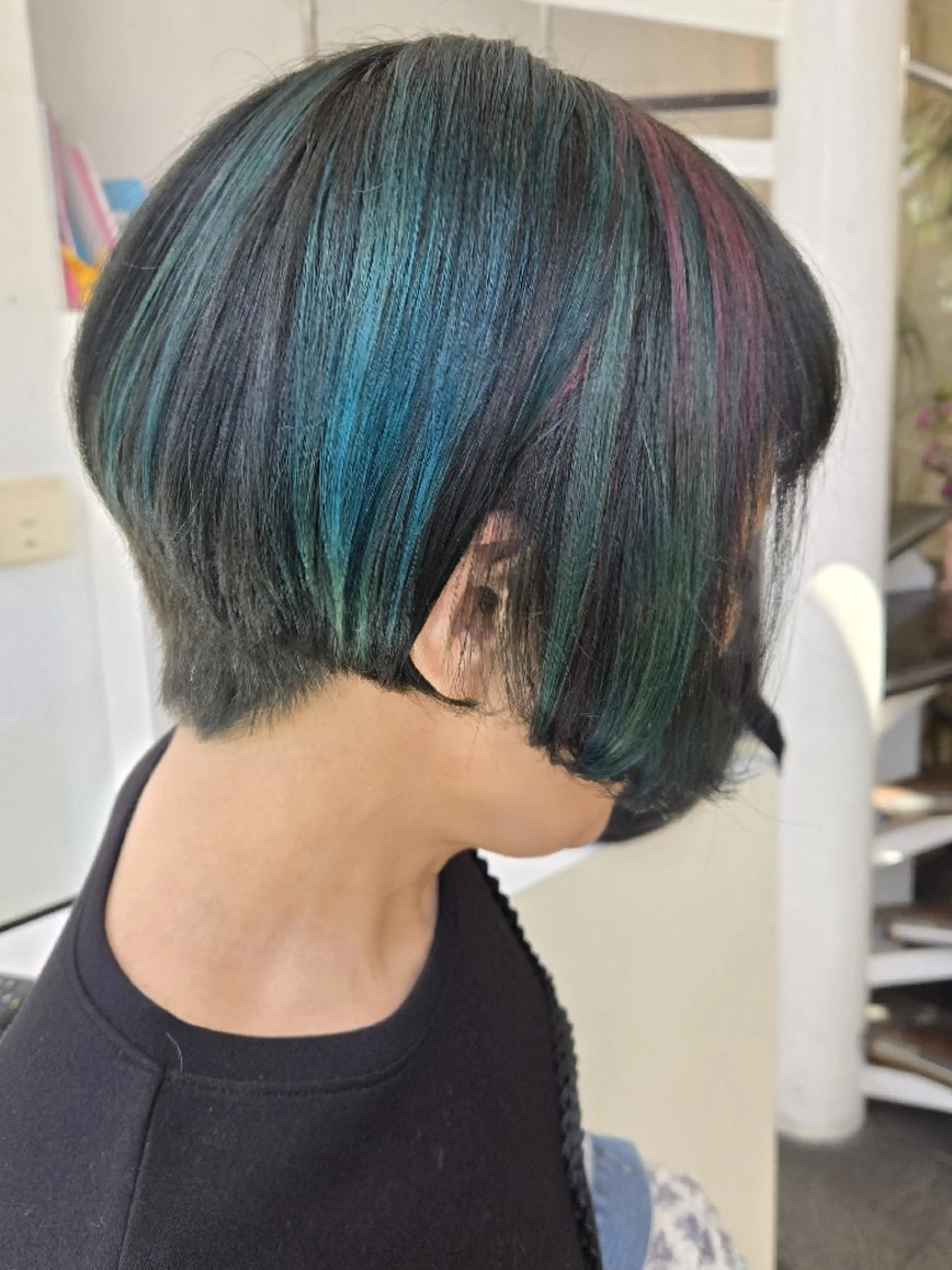 ショート カラー デザインカラー ボブ カット ヘアカラー 遠藤 史秋のヘアスタイル