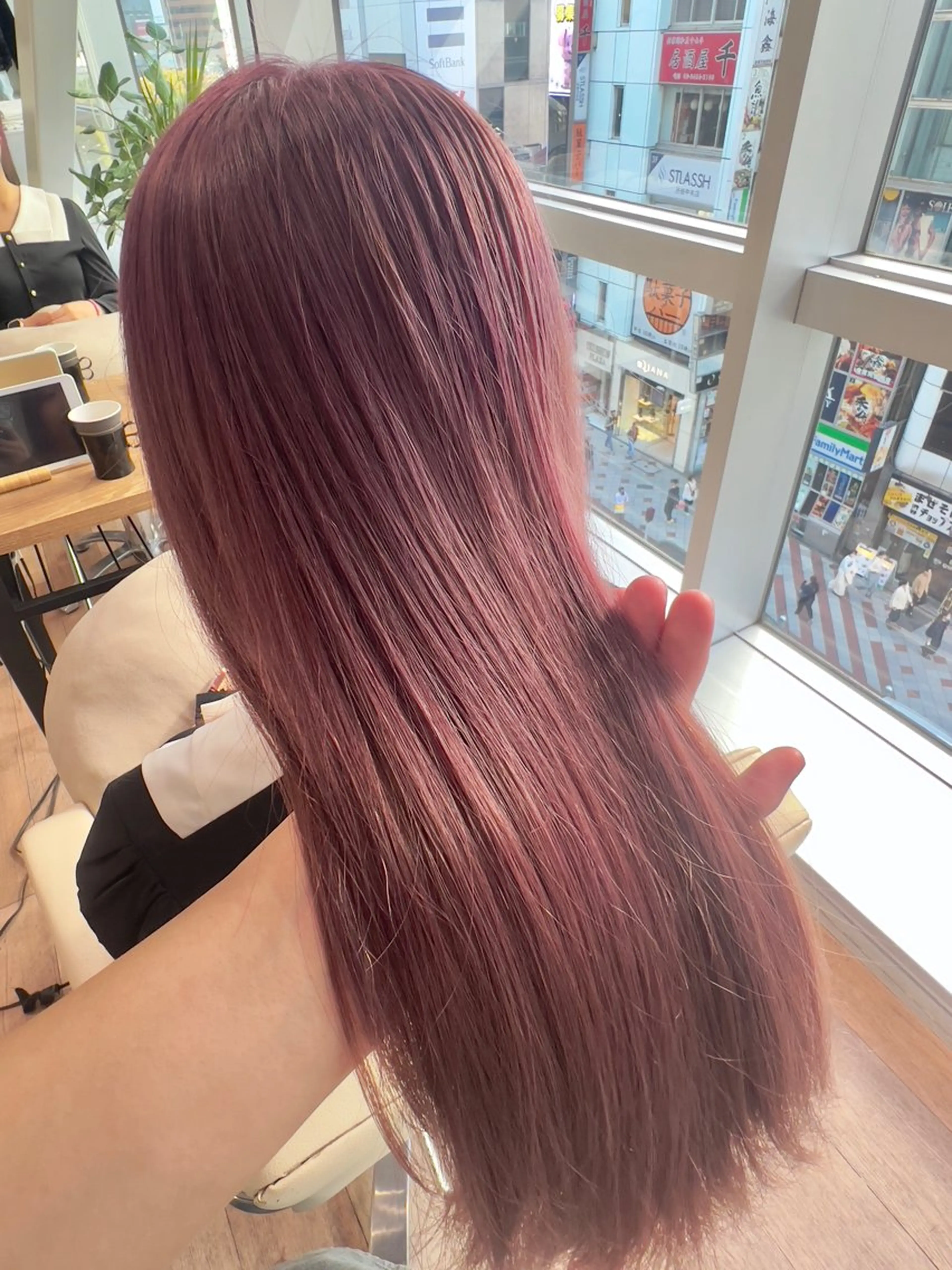 ロング カラー 立川/レイヤー/ 複雑履歴/ 西川翔真のヘアスタイル