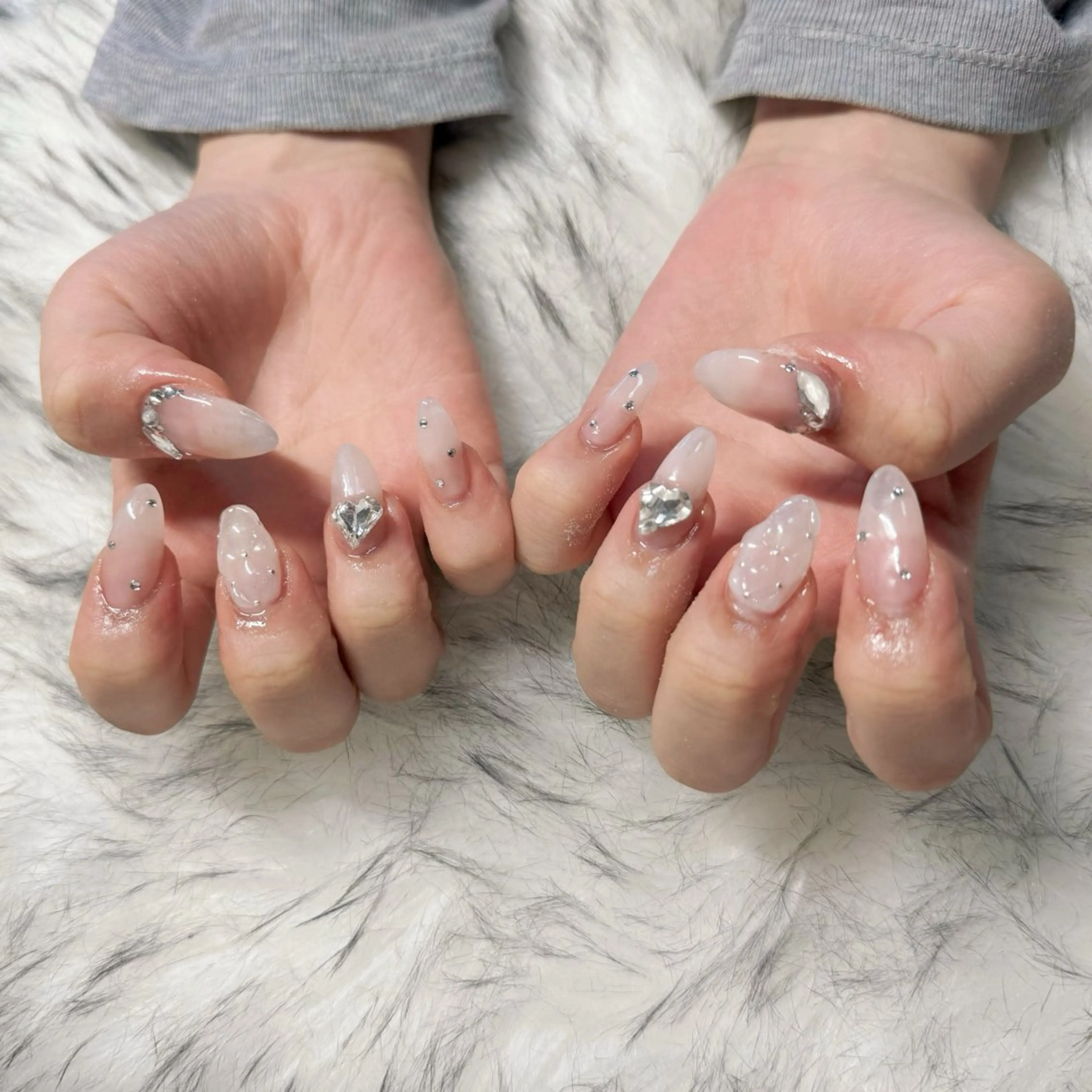 ロング ハンドネイル mao .のネイルデザイン