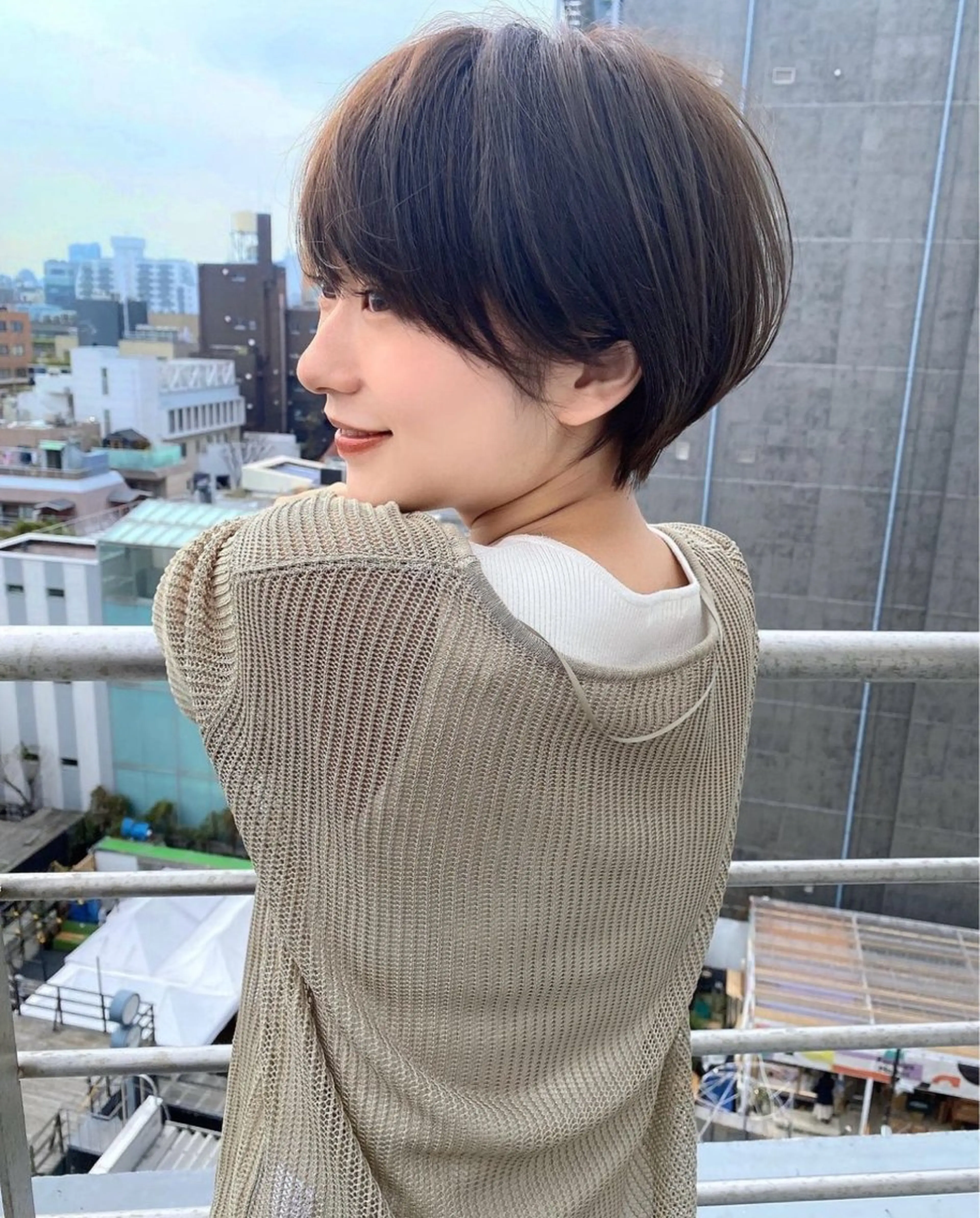 ショート カラー ❤️ブリーチなし💚 ダブルカラー平野実花のヘアスタイル