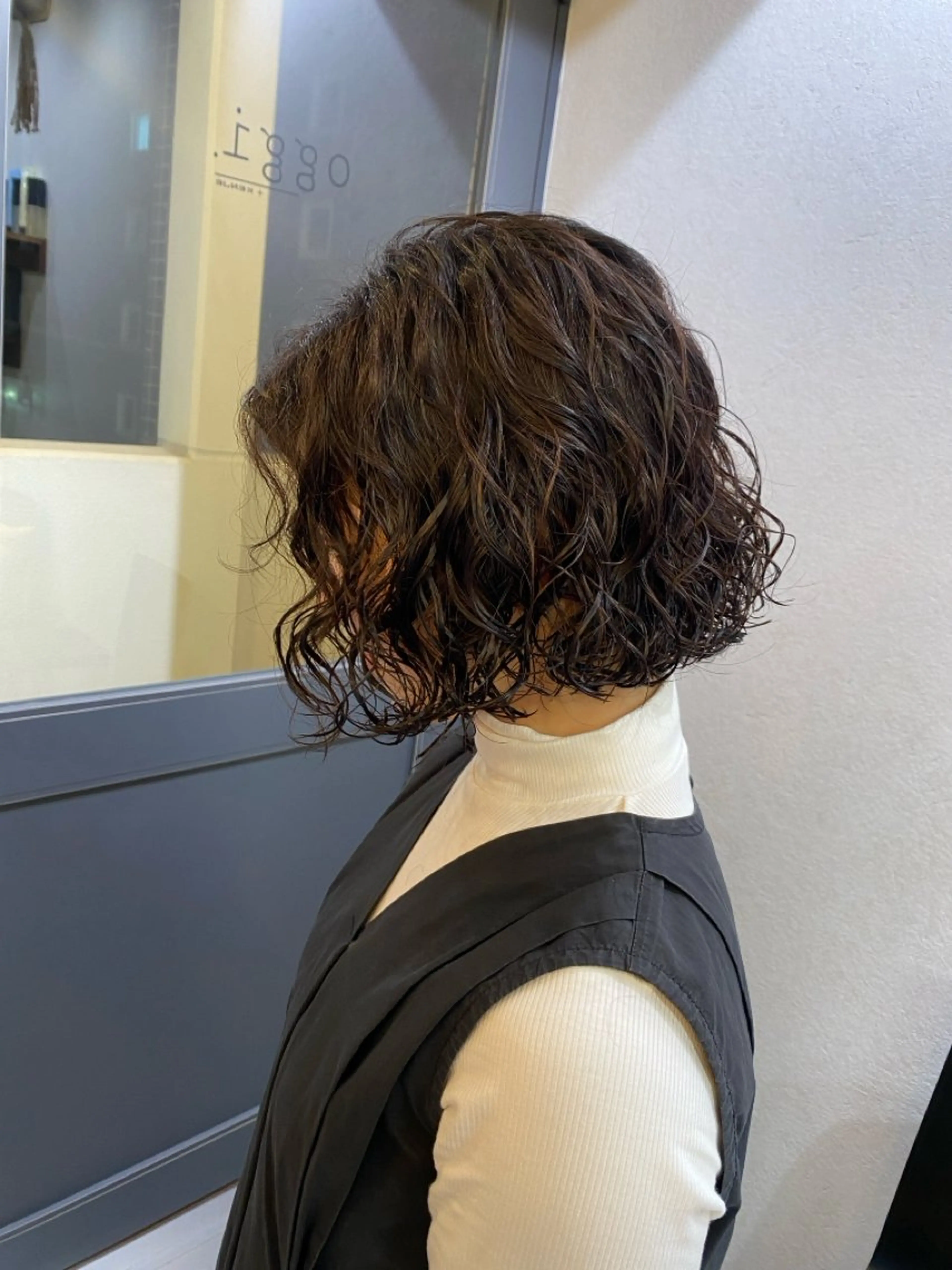 【しっかりかけたい方💁🏻♀️】カット根本からくるくるパーマ🌀+ケアトリートメントの写真