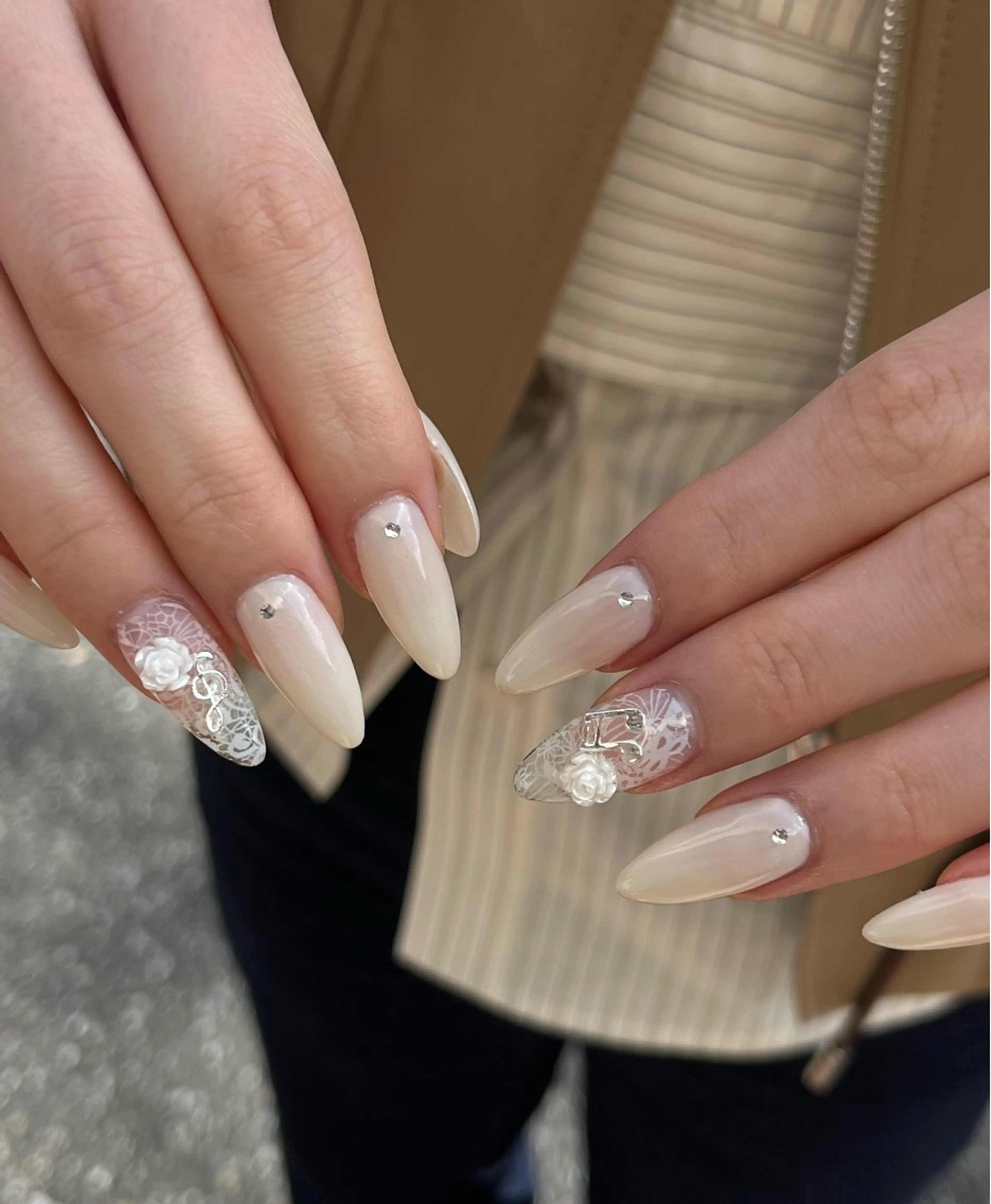 ネイル レース 持ち込み schon 🎀saraのネイルデザイン