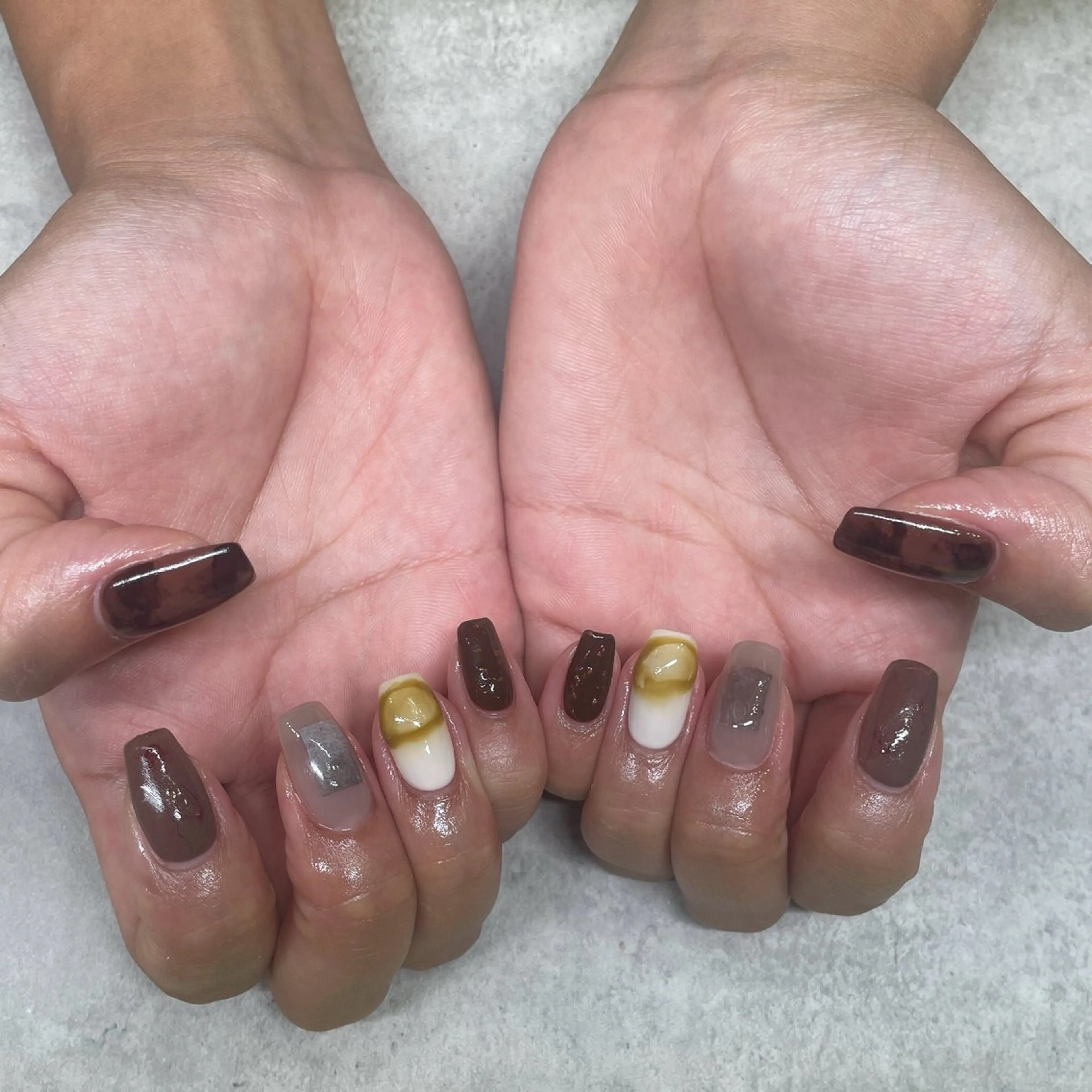 ネイル ハンドネイル A85G ayakoのネイルデザイン